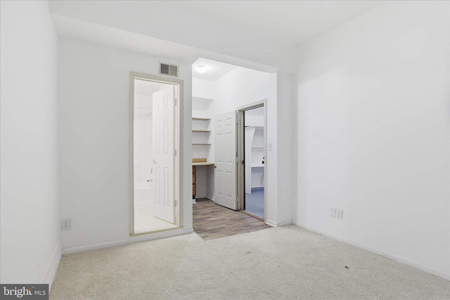 7594 WOODSTOWN DR, SPRINGFIELD, Virginia 22153, 4 Bedrooms Bedrooms, ,2 BathroomsBathrooms,Residential,For sale,7594 WOODSTOWN DR,VAFX2279936 MLS # VAFX2279936 7594 WOODSTOWN DR, SPRINGFIELD, Virginia 22153, 4 Bedrooms Bedrooms, ,2 BathroomsBathrooms,Residential,For sale,7594 WOODSTOWN DR,VAFX2279936 MLS # VAFX2279936