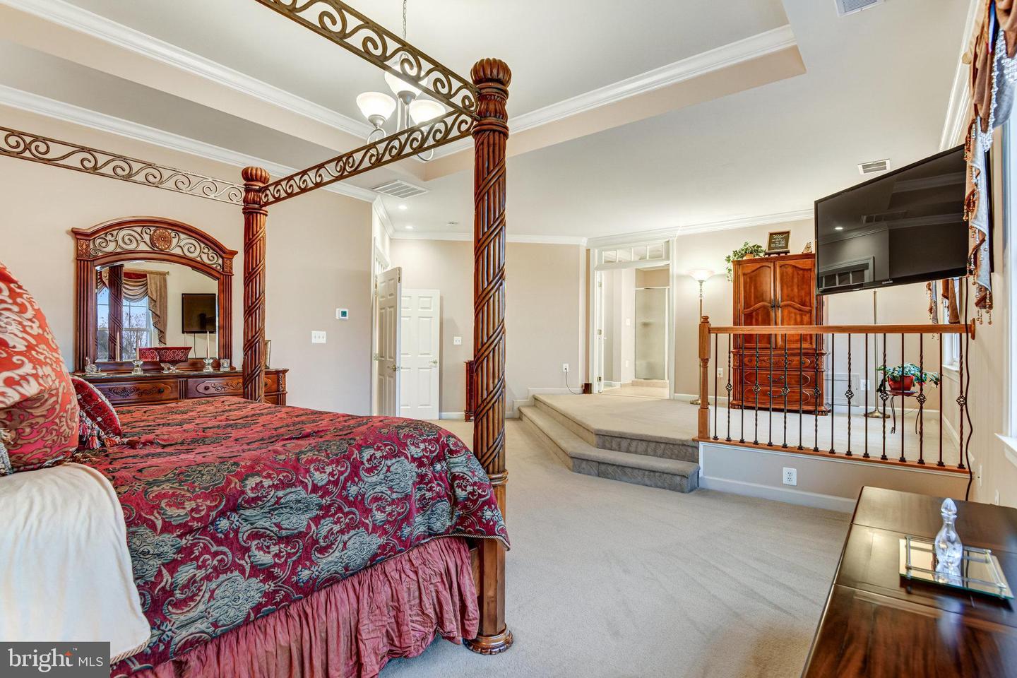 24958 BROOKBARK TER, CHANTILLY, Virginia 20152, 5 Bedrooms Bedrooms, ,5 BathroomsBathrooms,Residential,For sale,24958 BROOKBARK TER,VALO2111484 MLS # VALO2111484