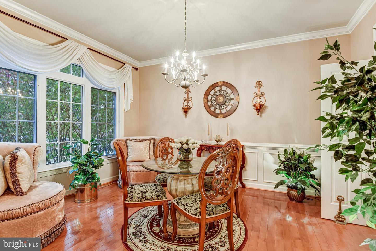 24958 BROOKBARK TER, CHANTILLY, Virginia 20152, 5 Bedrooms Bedrooms, ,5 BathroomsBathrooms,Residential,For sale,24958 BROOKBARK TER,VALO2111484 MLS # VALO2111484