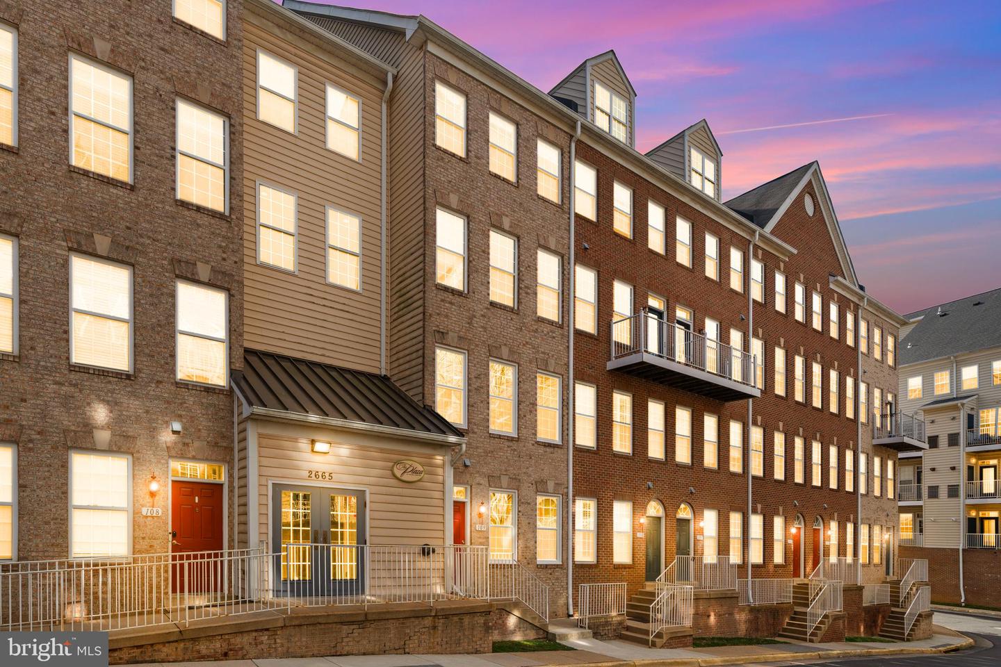2665 MANHATTAN PL #109, VIENNA, Virginia 22180, 2 Bedrooms Bedrooms, ,2 BathroomsBathrooms,Residential,For sale,2665 MANHATTAN PL #109,VAFX2280070 MLS # VAFX2280070 2665 MANHATTAN PL #109, VIENNA, Virginia 22180, 2 Bedrooms Bedrooms, ,2 BathroomsBathrooms,Residential,For sale,2665 MANHATTAN PL #109,VAFX2280070 MLS # VAFX2280070