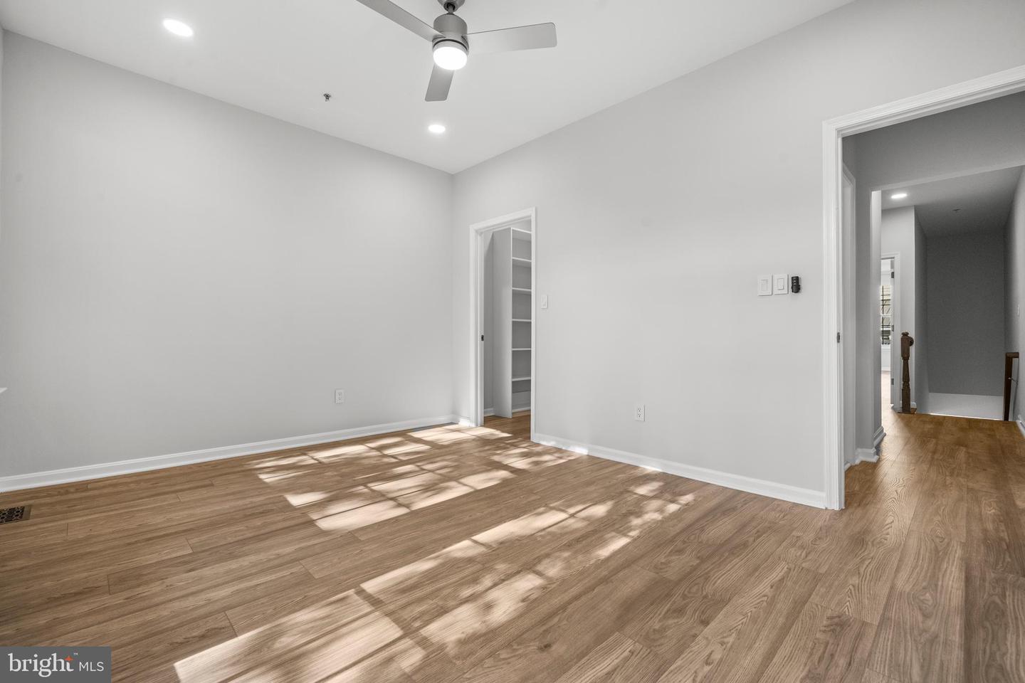 2665 MANHATTAN PL #109, VIENNA, Virginia 22180, 2 Bedrooms Bedrooms, ,2 BathroomsBathrooms,Residential,For sale,2665 MANHATTAN PL #109,VAFX2280070 MLS # VAFX2280070 2665 MANHATTAN PL #109, VIENNA, Virginia 22180, 2 Bedrooms Bedrooms, ,2 BathroomsBathrooms,Residential,For sale,2665 MANHATTAN PL #109,VAFX2280070 MLS # VAFX2280070