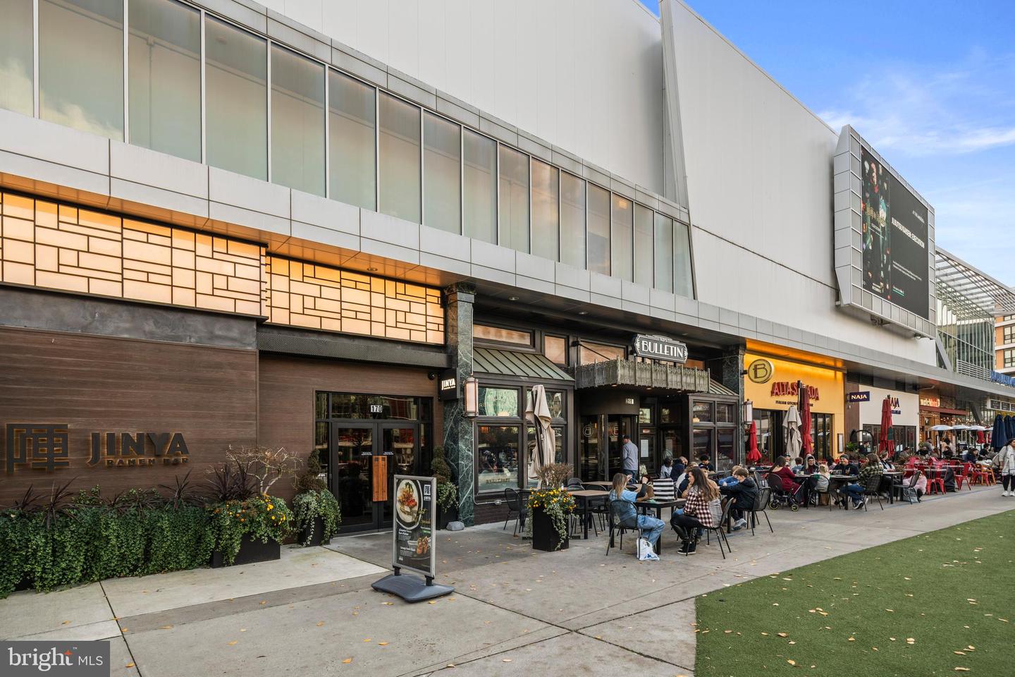 2665 MANHATTAN PL #109, VIENNA, Virginia 22180, 2 Bedrooms Bedrooms, ,2 BathroomsBathrooms,Residential,For sale,2665 MANHATTAN PL #109,VAFX2280070 MLS # VAFX2280070 2665 MANHATTAN PL #109, VIENNA, Virginia 22180, 2 Bedrooms Bedrooms, ,2 BathroomsBathrooms,Residential,For sale,2665 MANHATTAN PL #109,VAFX2280070 MLS # VAFX2280070