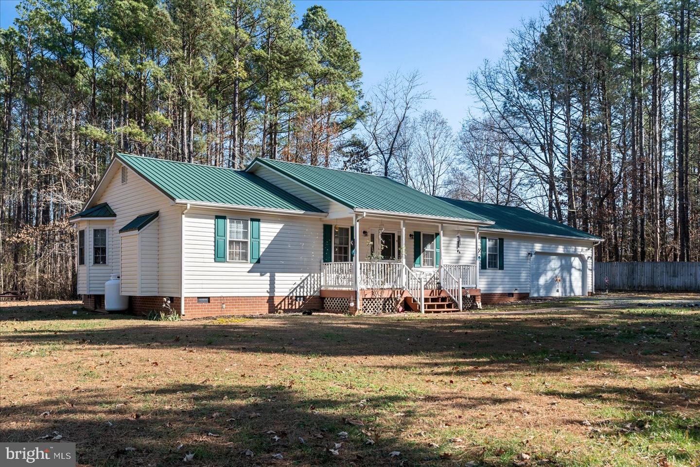 4643 BLAYDES CORNER RD, SPOTSYLVANIA, Virginia 22551, 3 Bedrooms Bedrooms, ,2 BathroomsBathrooms,Residential,For sale,4643 BLAYDES CORNER RD,VASP2037768 MLS # VASP2037768