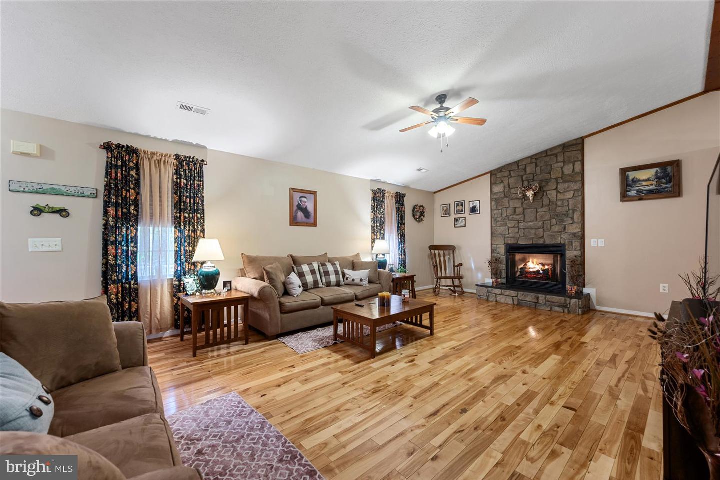 4643 BLAYDES CORNER RD, SPOTSYLVANIA, Virginia 22551, 3 Bedrooms Bedrooms, ,2 BathroomsBathrooms,Residential,For sale,4643 BLAYDES CORNER RD,VASP2037768 MLS # VASP2037768