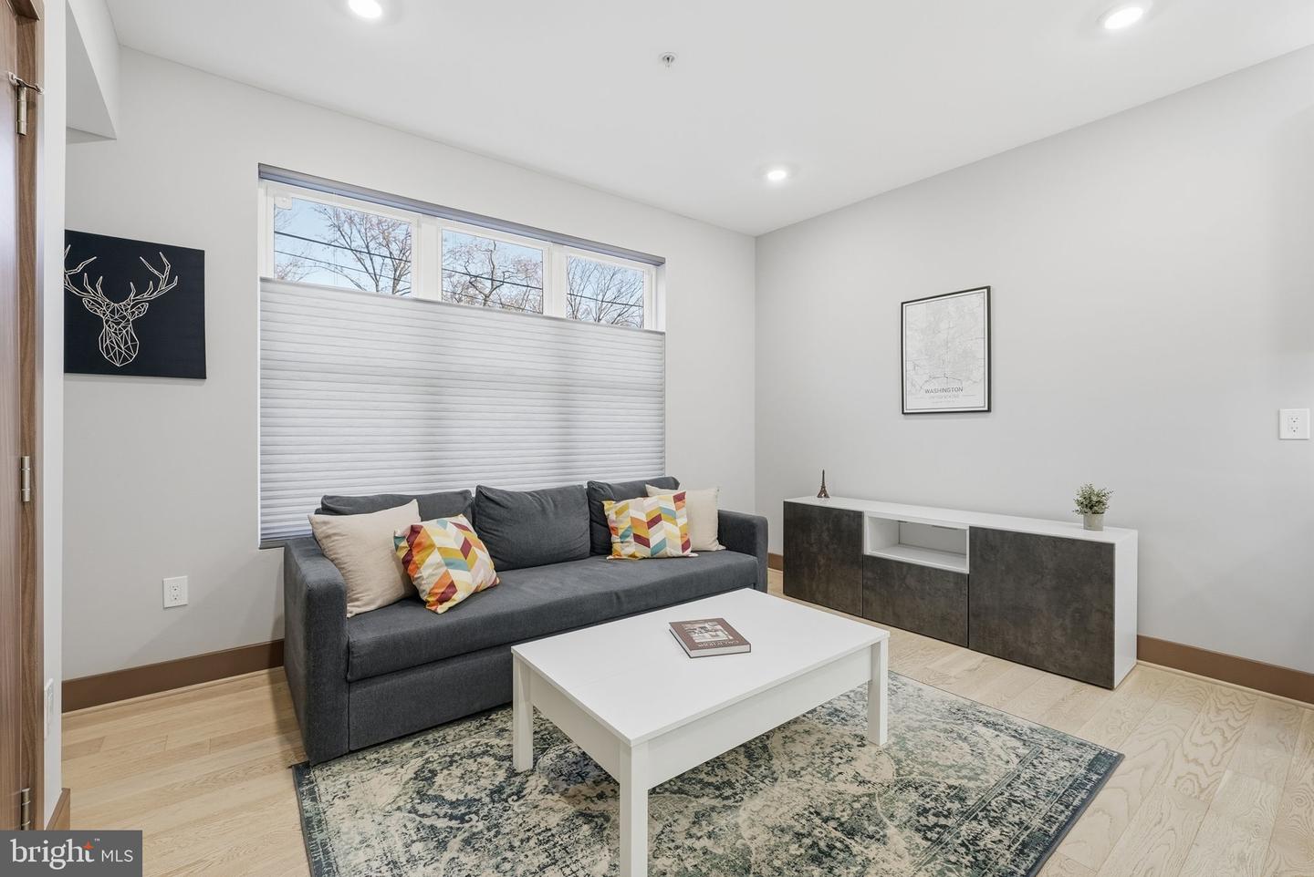 2109 M ST NE #5, WASHINGTON, District Of Columbia 20002, 2 Bedrooms Bedrooms, ,2 BathroomsBathrooms,Residential,For sale,2109 M ST NE #5,DCDC2232806 MLS # DCDC2232806 2109 M ST NE #5, WASHINGTON, District Of Columbia 20002, 2 Bedrooms Bedrooms, ,2 BathroomsBathrooms,Residential,For sale,2109 M ST NE #5,DCDC2232806 MLS # DCDC2232806