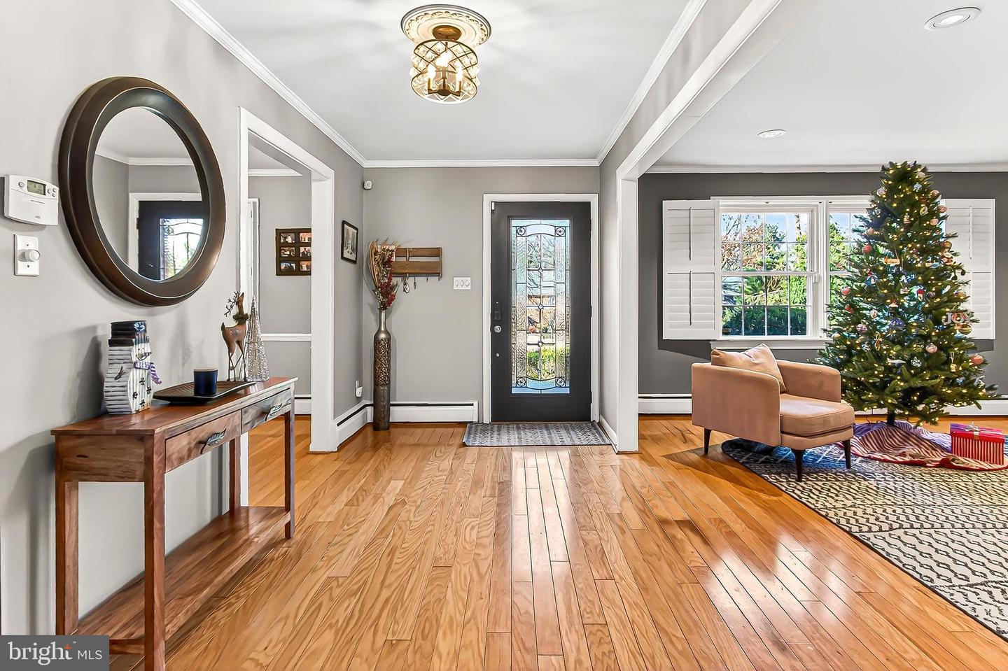 7105 FORT HUNT RD, ALEXANDRIA, Virginia 22307, 4 Bedrooms Bedrooms, ,2 BathroomsBathrooms,Residential,For sale,7105 FORT HUNT RD,VAFX2280210 MLS # VAFX2280210 7105 FORT HUNT RD, ALEXANDRIA, Virginia 22307, 4 Bedrooms Bedrooms, ,2 BathroomsBathrooms,Residential,For sale,7105 FORT HUNT RD,VAFX2280210 MLS # VAFX2280210