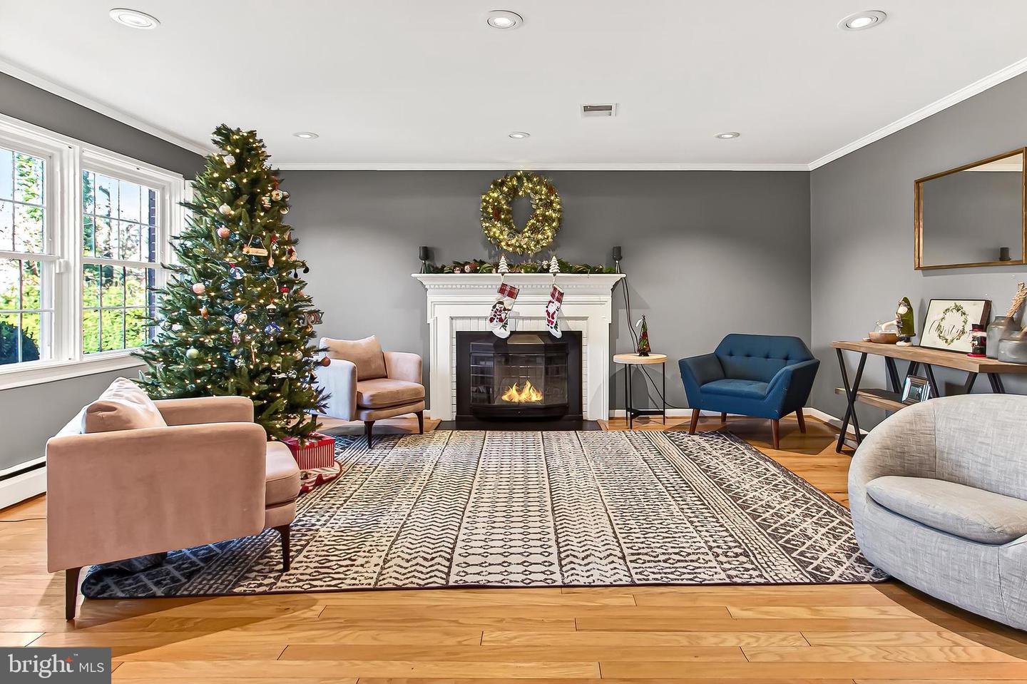 7105 FORT HUNT RD, ALEXANDRIA, Virginia 22307, 4 Bedrooms Bedrooms, ,2 BathroomsBathrooms,Residential,For sale,7105 FORT HUNT RD,VAFX2280210 MLS # VAFX2280210 7105 FORT HUNT RD, ALEXANDRIA, Virginia 22307, 4 Bedrooms Bedrooms, ,2 BathroomsBathrooms,Residential,For sale,7105 FORT HUNT RD,VAFX2280210 MLS # VAFX2280210