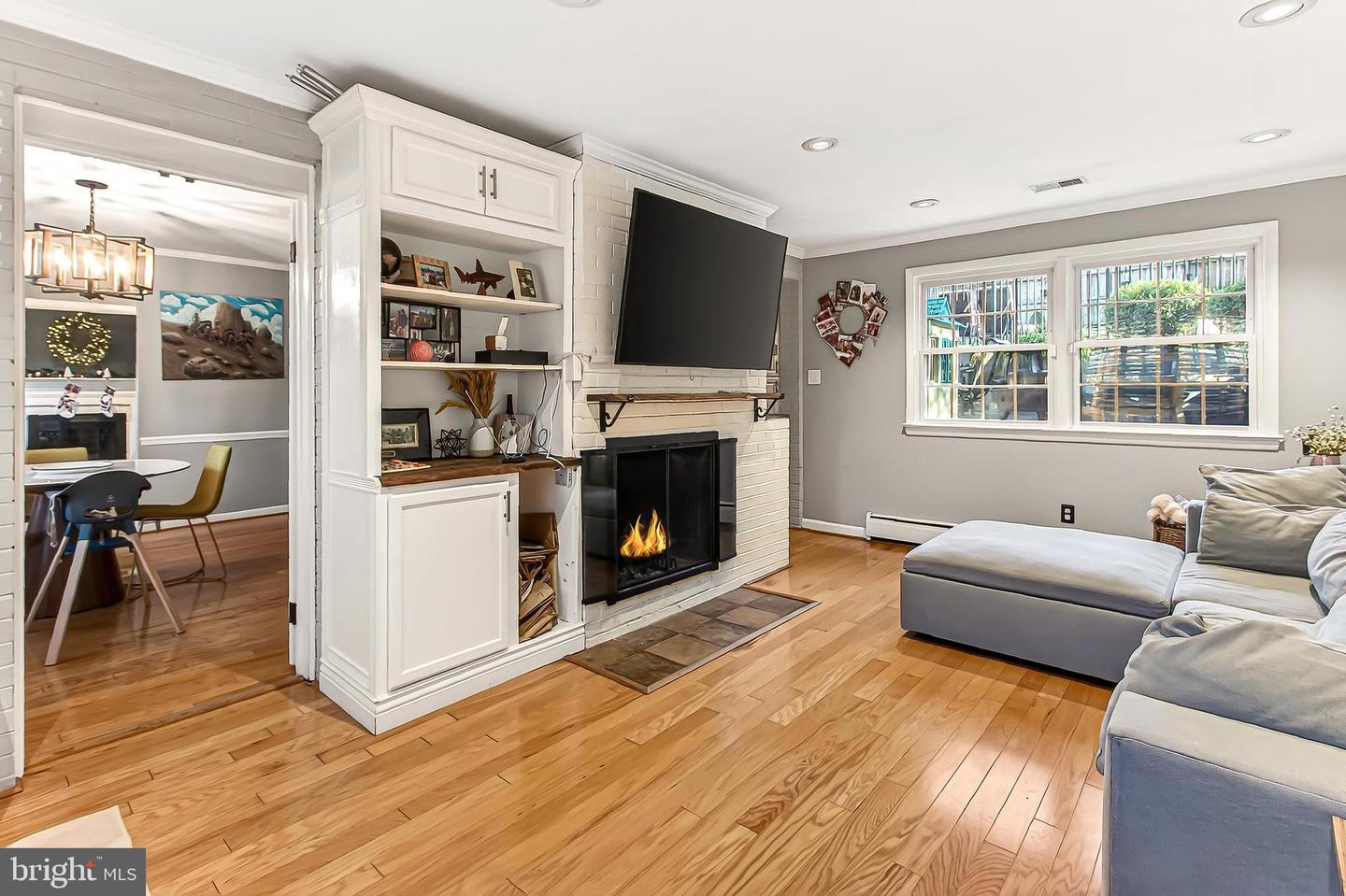 7105 FORT HUNT RD, ALEXANDRIA, Virginia 22307, 4 Bedrooms Bedrooms, ,2 BathroomsBathrooms,Residential,For sale,7105 FORT HUNT RD,VAFX2280210 MLS # VAFX2280210 7105 FORT HUNT RD, ALEXANDRIA, Virginia 22307, 4 Bedrooms Bedrooms, ,2 BathroomsBathrooms,Residential,For sale,7105 FORT HUNT RD,VAFX2280210 MLS # VAFX2280210