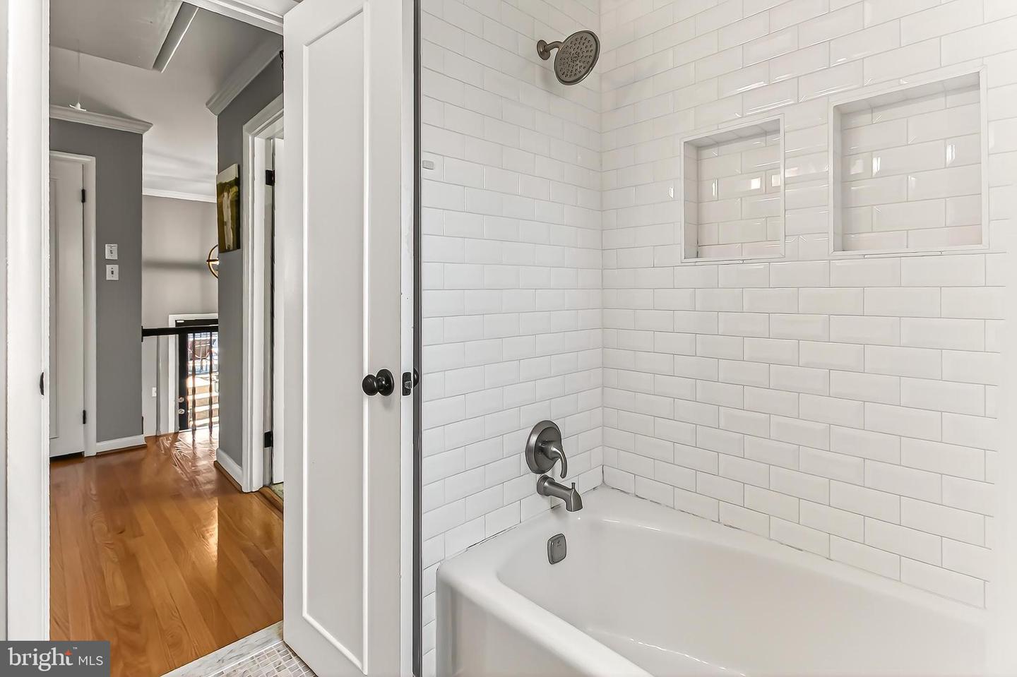 7105 FORT HUNT RD, ALEXANDRIA, Virginia 22307, 4 Bedrooms Bedrooms, ,2 BathroomsBathrooms,Residential,For sale,7105 FORT HUNT RD,VAFX2280210 MLS # VAFX2280210 7105 FORT HUNT RD, ALEXANDRIA, Virginia 22307, 4 Bedrooms Bedrooms, ,2 BathroomsBathrooms,Residential,For sale,7105 FORT HUNT RD,VAFX2280210 MLS # VAFX2280210