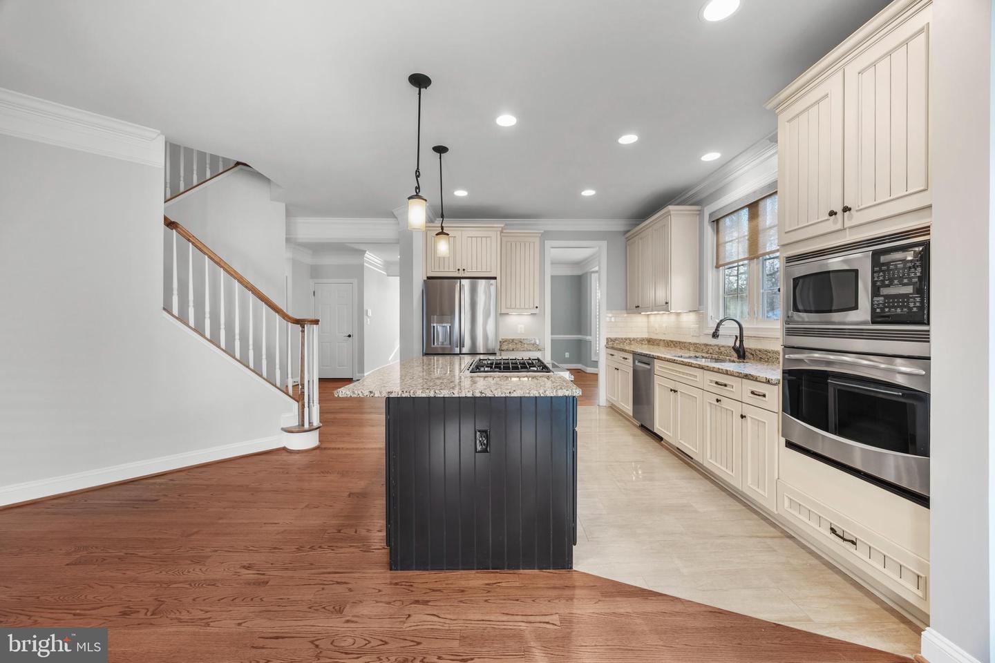 8047 FAIRFAX RD, ALEXANDRIA, Virginia 22308, 6 Bedrooms Bedrooms, ,4 BathroomsBathrooms,Residential,For sale,8047 FAIRFAX RD,VAFX2280234 MLS # VAFX2280234