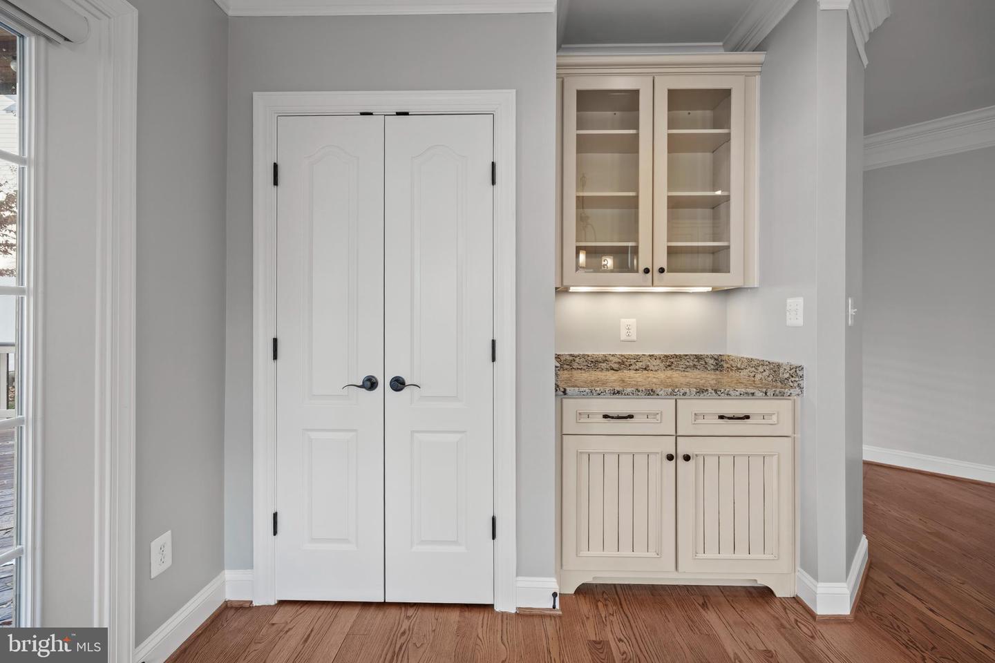 8047 FAIRFAX RD, ALEXANDRIA, Virginia 22308, 6 Bedrooms Bedrooms, ,4 BathroomsBathrooms,Residential,For sale,8047 FAIRFAX RD,VAFX2280234 MLS # VAFX2280234