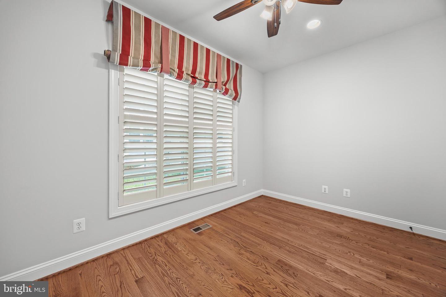 8047 FAIRFAX RD, ALEXANDRIA, Virginia 22308, 6 Bedrooms Bedrooms, ,4 BathroomsBathrooms,Residential,For sale,8047 FAIRFAX RD,VAFX2280234 MLS # VAFX2280234