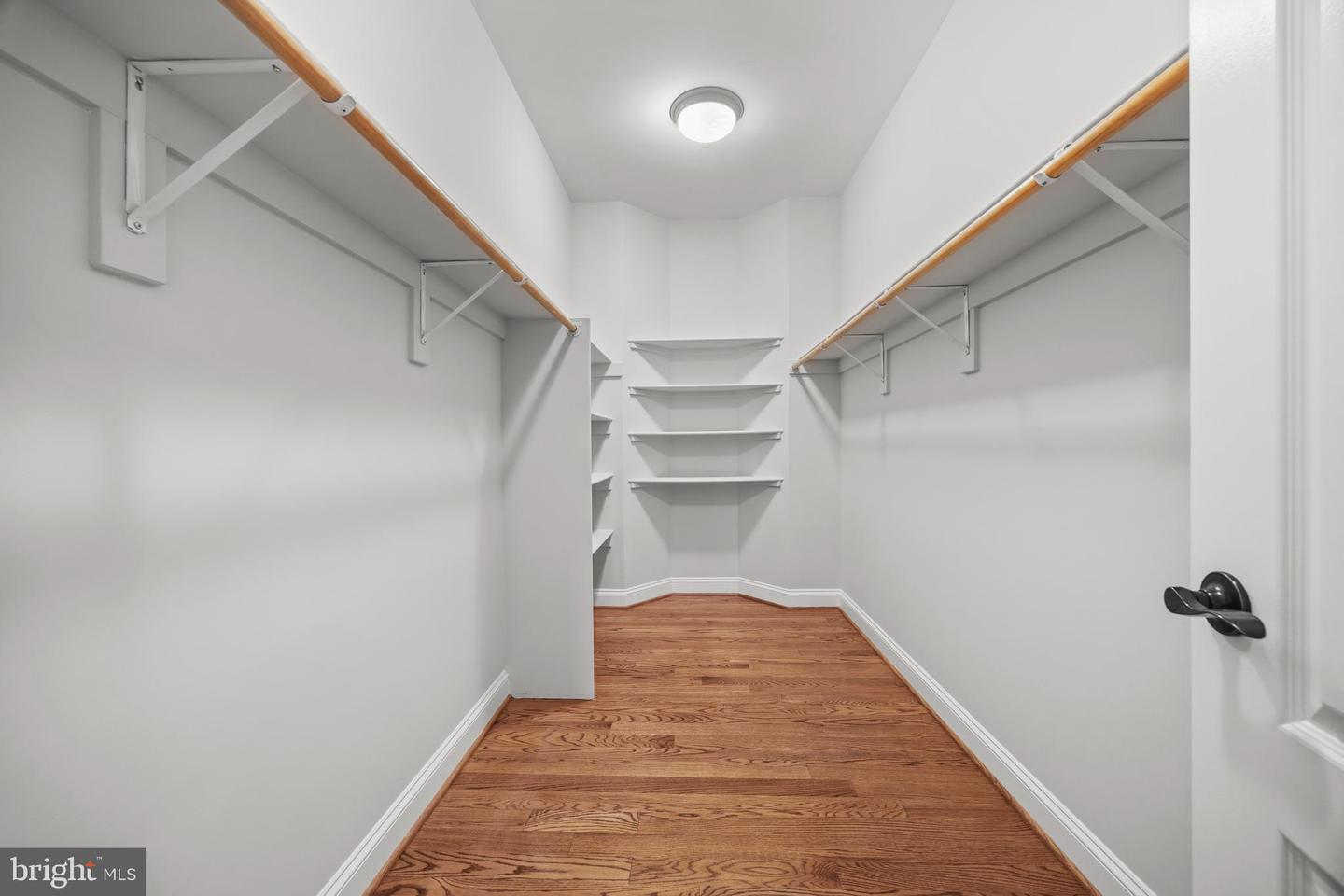 8047 FAIRFAX RD, ALEXANDRIA, Virginia 22308, 6 Bedrooms Bedrooms, ,4 BathroomsBathrooms,Residential,For sale,8047 FAIRFAX RD,VAFX2280234 MLS # VAFX2280234