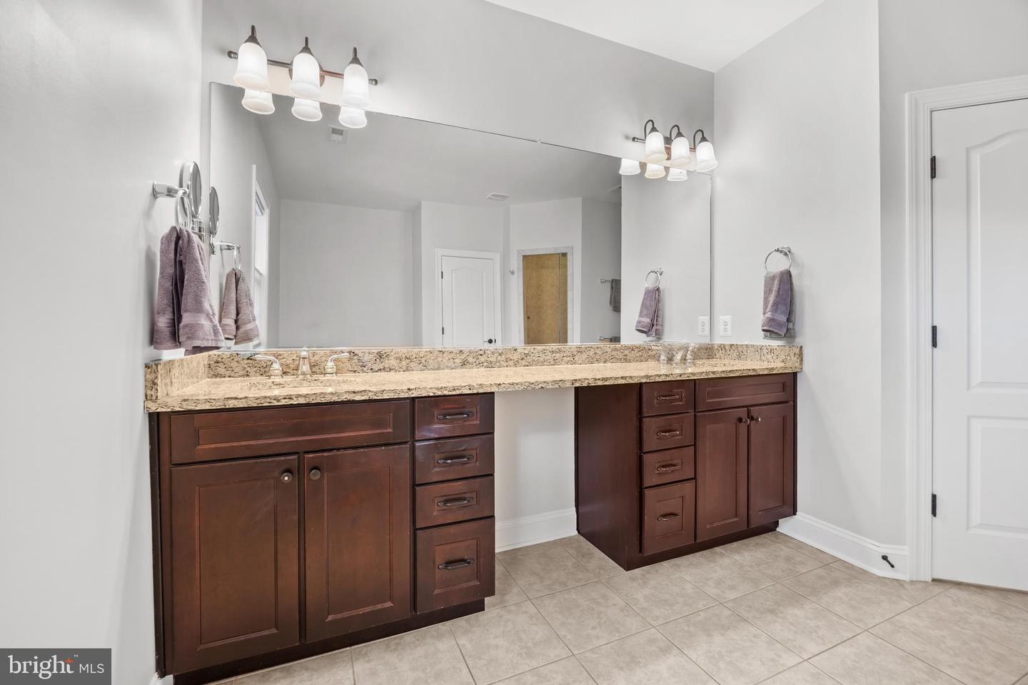 8047 FAIRFAX RD, ALEXANDRIA, Virginia 22308, 6 Bedrooms Bedrooms, ,4 BathroomsBathrooms,Residential,For sale,8047 FAIRFAX RD,VAFX2280234 MLS # VAFX2280234