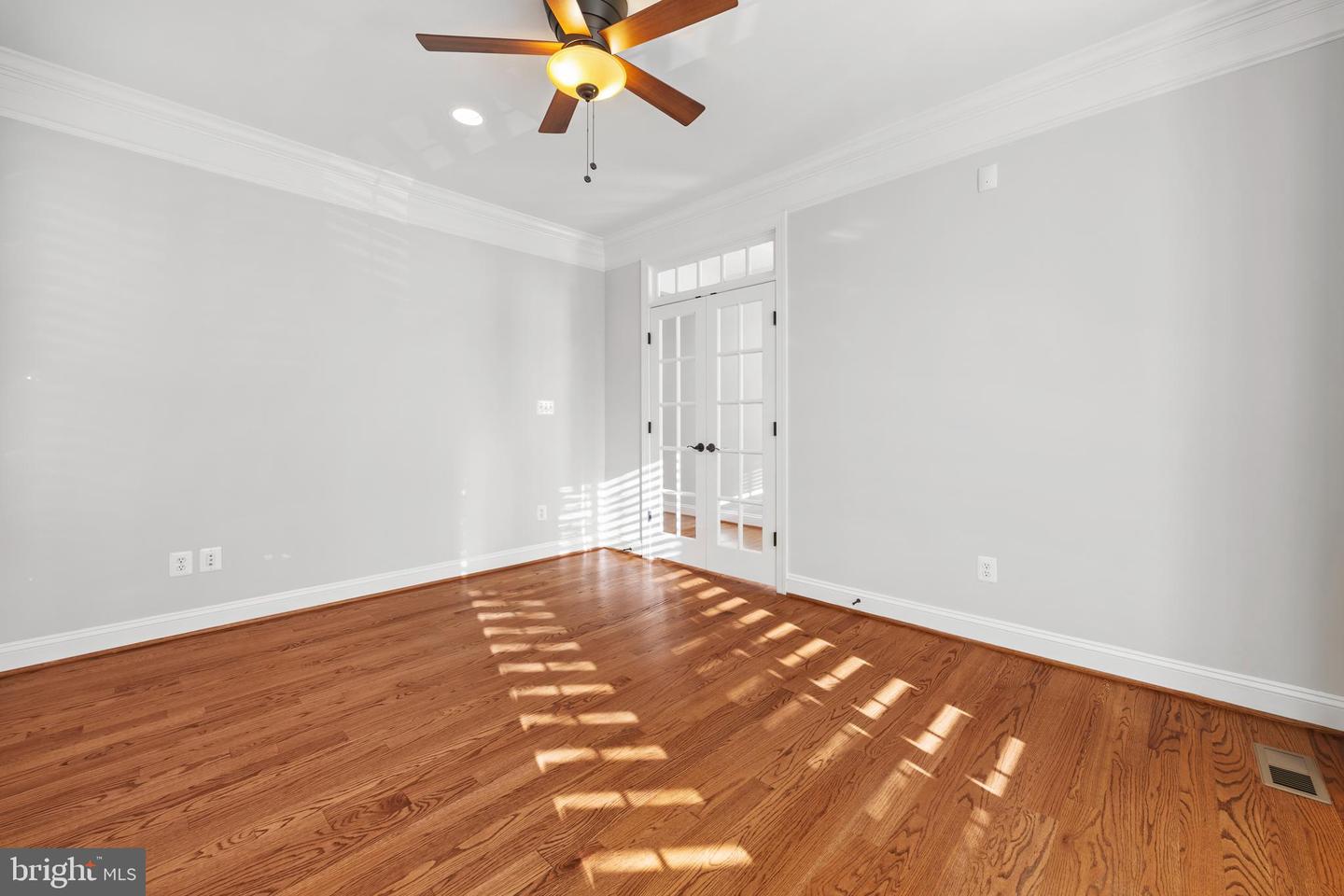 8047 FAIRFAX RD, ALEXANDRIA, Virginia 22308, 6 Bedrooms Bedrooms, ,4 BathroomsBathrooms,Residential,For sale,8047 FAIRFAX RD,VAFX2280234 MLS # VAFX2280234