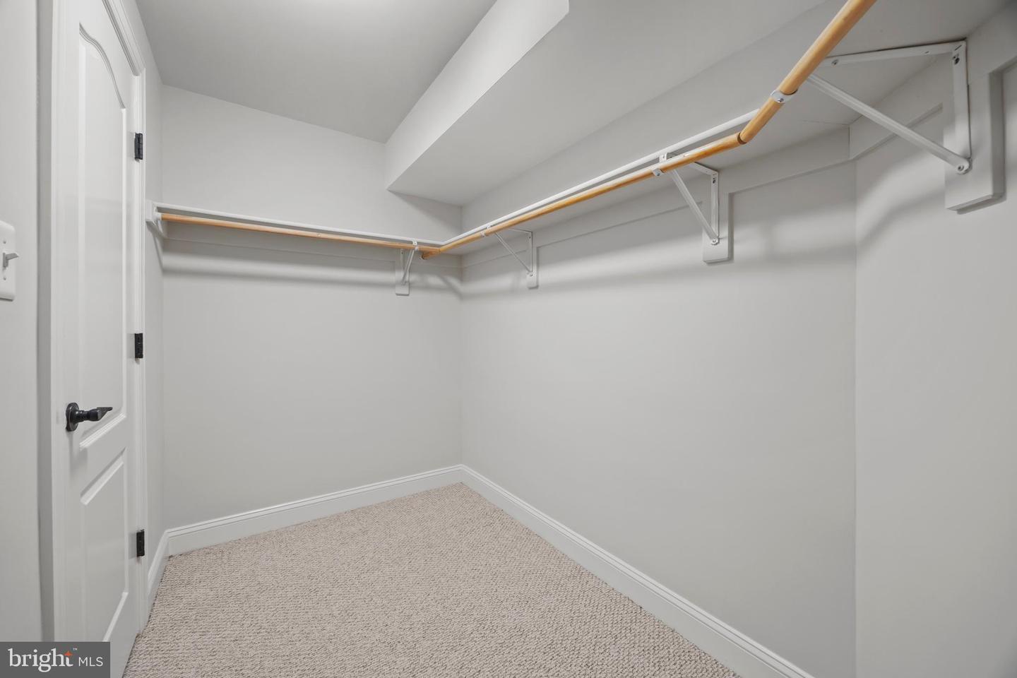 8047 FAIRFAX RD, ALEXANDRIA, Virginia 22308, 6 Bedrooms Bedrooms, ,4 BathroomsBathrooms,Residential,For sale,8047 FAIRFAX RD,VAFX2280234 MLS # VAFX2280234