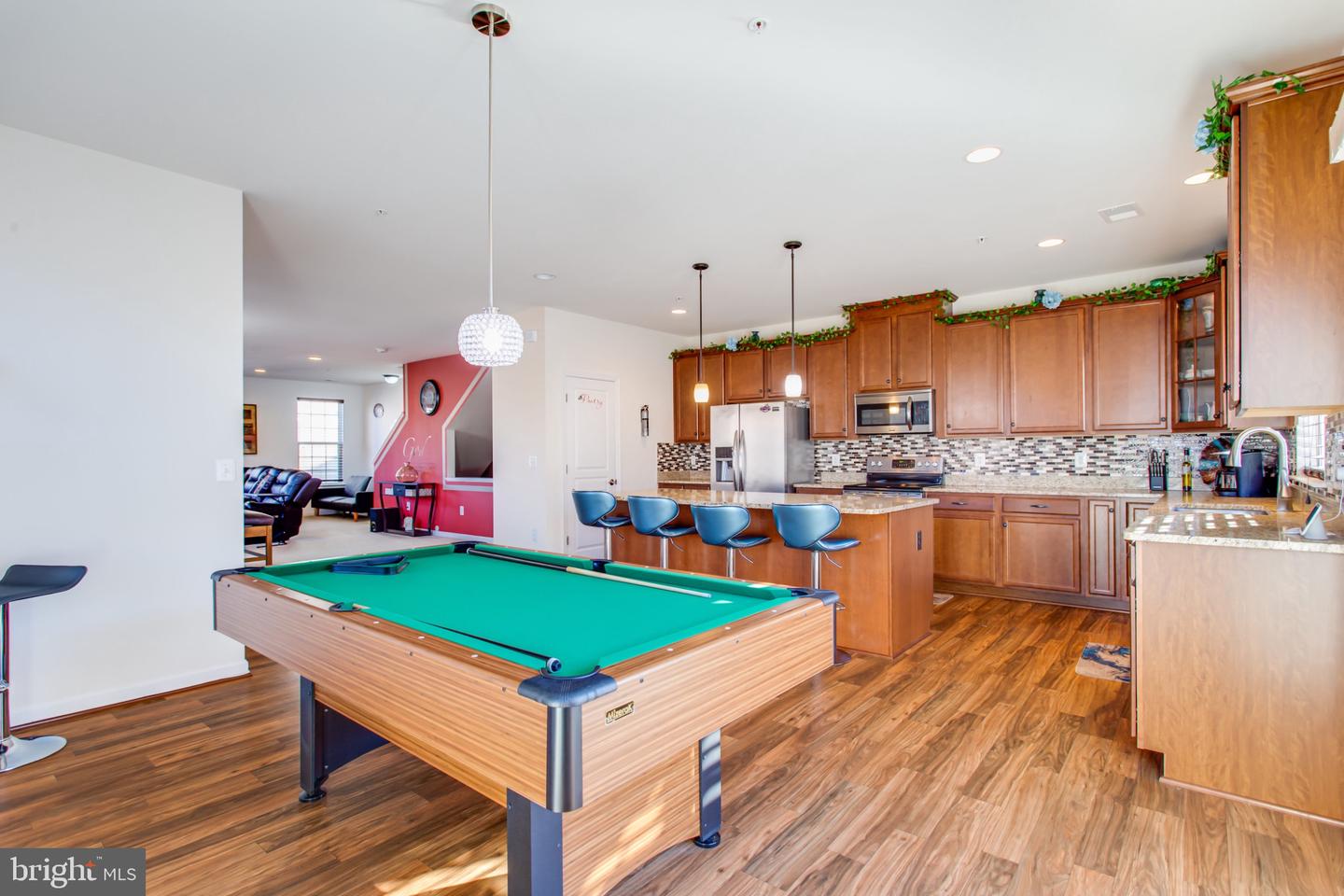 14762 MASON CREEK CIR, WOODBRIDGE, Virginia 22191, 3 Bedrooms Bedrooms, 8 Rooms Rooms,2 BathroomsBathrooms,Residential,For sale,14762 MASON CREEK CIR,VAPW2108226 MLS # VAPW2108226