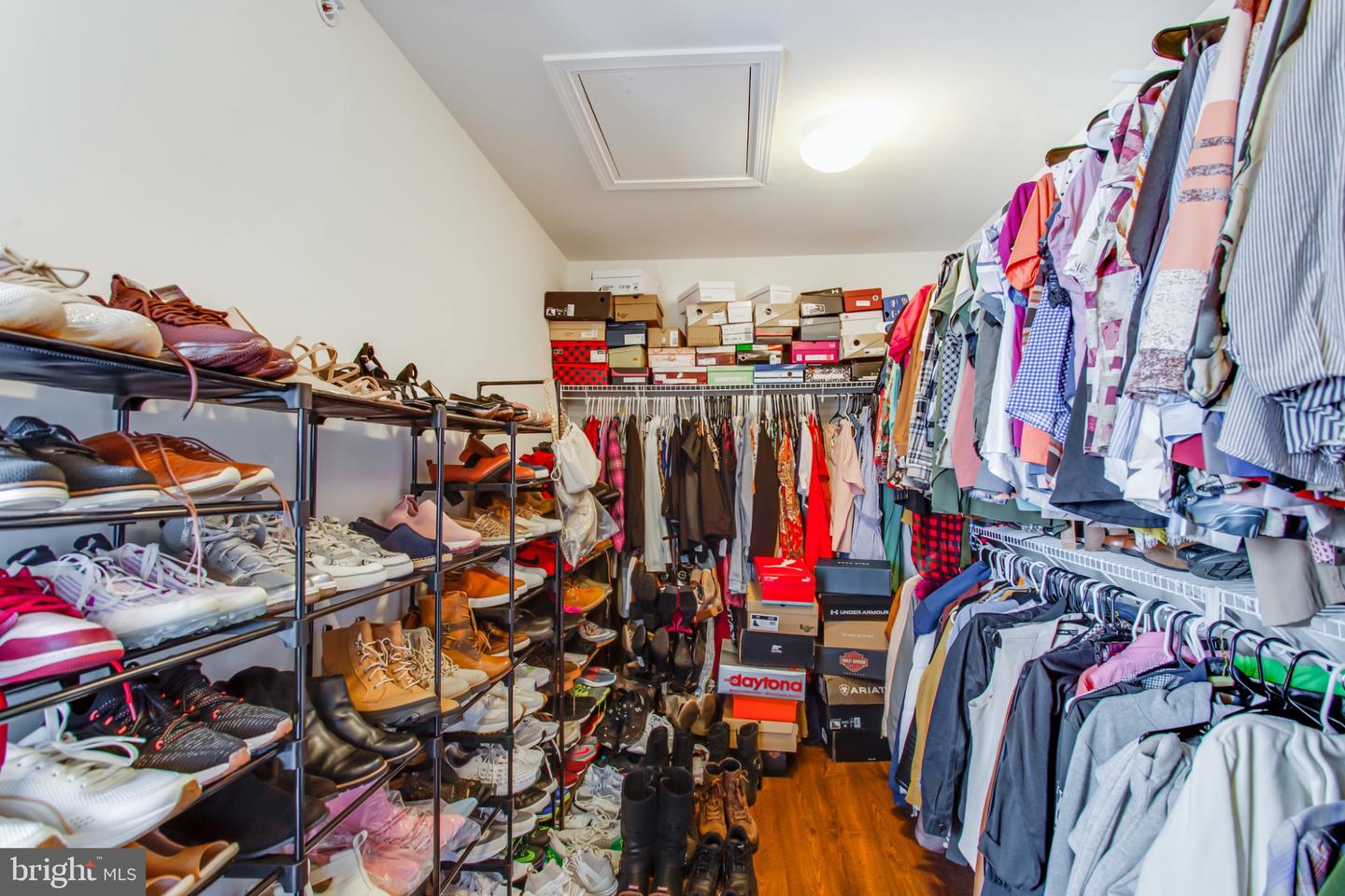 14762 MASON CREEK CIR, WOODBRIDGE, Virginia 22191, 3 Bedrooms Bedrooms, 8 Rooms Rooms,2 BathroomsBathrooms,Residential,For sale,14762 MASON CREEK CIR,VAPW2108226 MLS # VAPW2108226