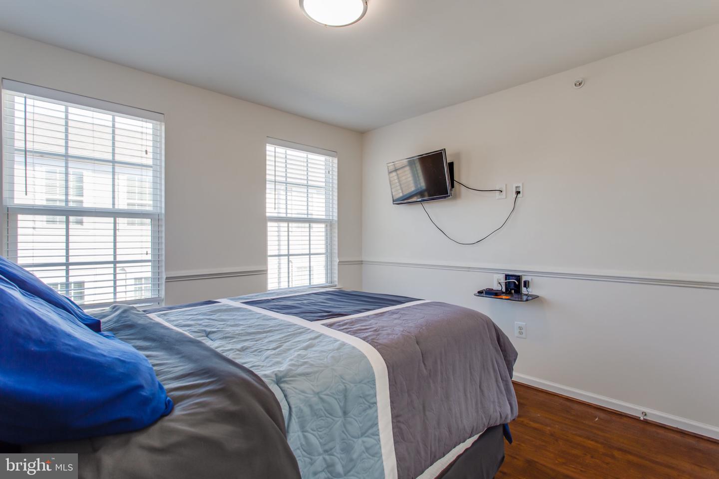 14762 MASON CREEK CIR, WOODBRIDGE, Virginia 22191, 3 Bedrooms Bedrooms, 8 Rooms Rooms,2 BathroomsBathrooms,Residential,For sale,14762 MASON CREEK CIR,VAPW2108226 MLS # VAPW2108226