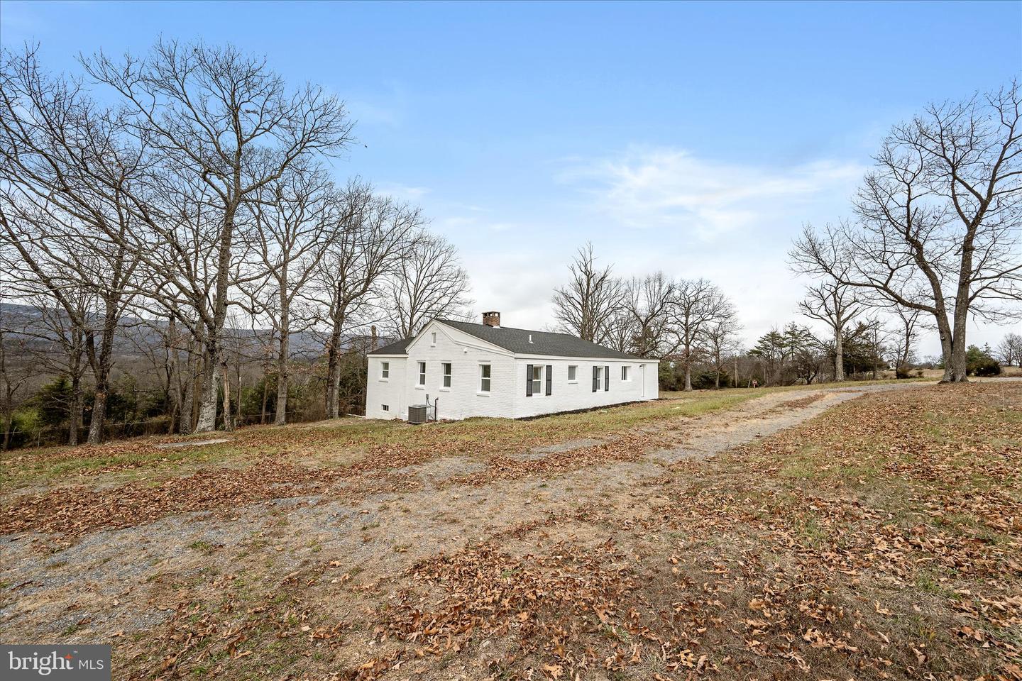 3221 LAUREL GROVE RD, WINCHESTER, Virginia 22602, 4 Bedrooms Bedrooms, ,2 BathroomsBathrooms,Residential,For sale,3221 LAUREL GROVE RD,VAFV2038200 MLS # VAFV2038200