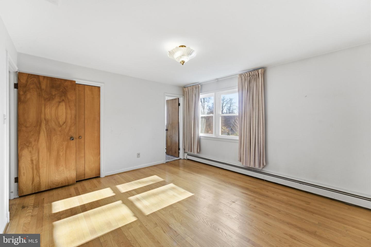 8819 SOUTHWICK ST, FAIRFAX, Virginia 22031, 4 Bedrooms Bedrooms, ,3 BathroomsBathrooms,Residential,For sale,8819 SOUTHWICK ST,VAFX2280406 MLS # VAFX2280406 8819 SOUTHWICK ST, FAIRFAX, Virginia 22031, 4 Bedrooms Bedrooms, ,3 BathroomsBathrooms,Residential,For sale,8819 SOUTHWICK ST,VAFX2280406 MLS # VAFX2280406