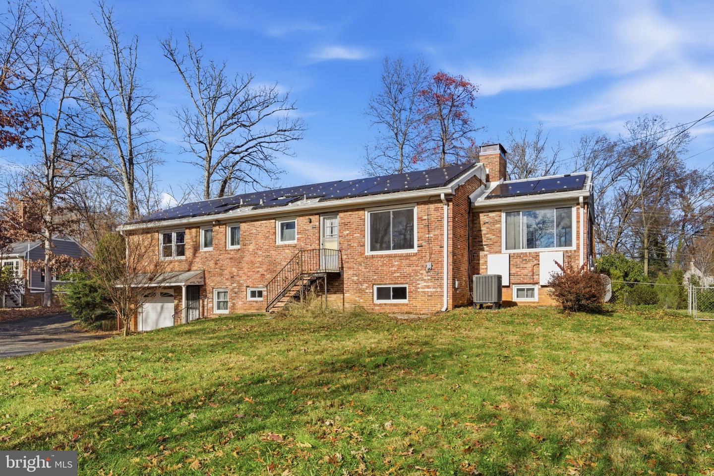 8819 SOUTHWICK ST, FAIRFAX, Virginia 22031, 4 Bedrooms Bedrooms, ,3 BathroomsBathrooms,Residential,For sale,8819 SOUTHWICK ST,VAFX2280406 MLS # VAFX2280406 8819 SOUTHWICK ST, FAIRFAX, Virginia 22031, 4 Bedrooms Bedrooms, ,3 BathroomsBathrooms,Residential,For sale,8819 SOUTHWICK ST,VAFX2280406 MLS # VAFX2280406