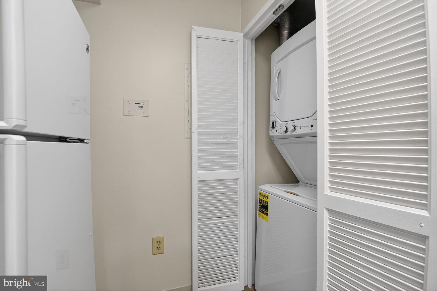 1808 OLD MEADOW RD #507, MCLEAN, Virginia 22102, 1 Bedroom Bedrooms, ,1 BathroomBathrooms,Residential,For sale,1808 OLD MEADOW RD #507,VAFX2280424 MLS # VAFX2280424