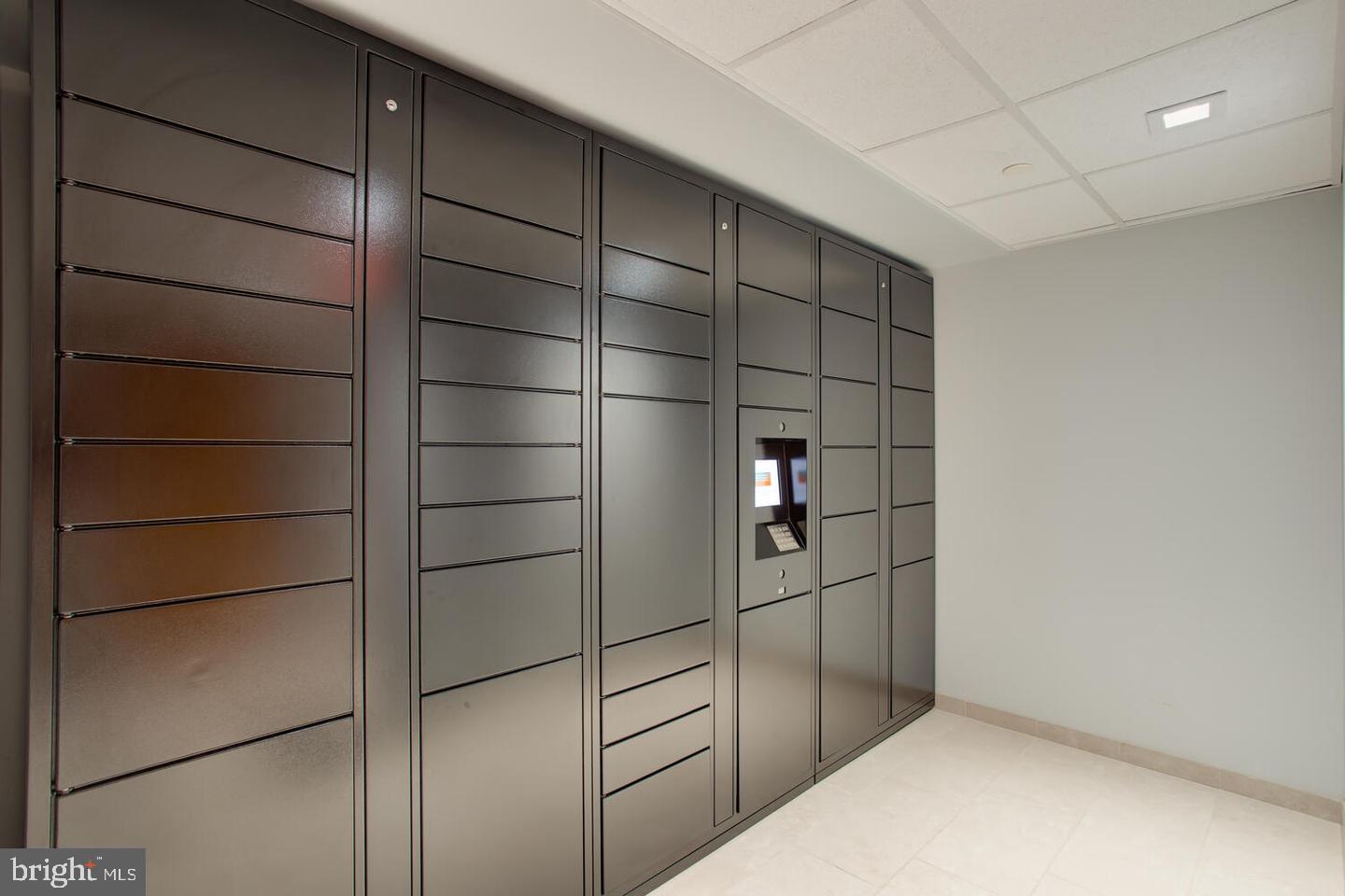 1808 OLD MEADOW RD #507, MCLEAN, Virginia 22102, 1 Bedroom Bedrooms, ,1 BathroomBathrooms,Residential,For sale,1808 OLD MEADOW RD #507,VAFX2280424 MLS # VAFX2280424