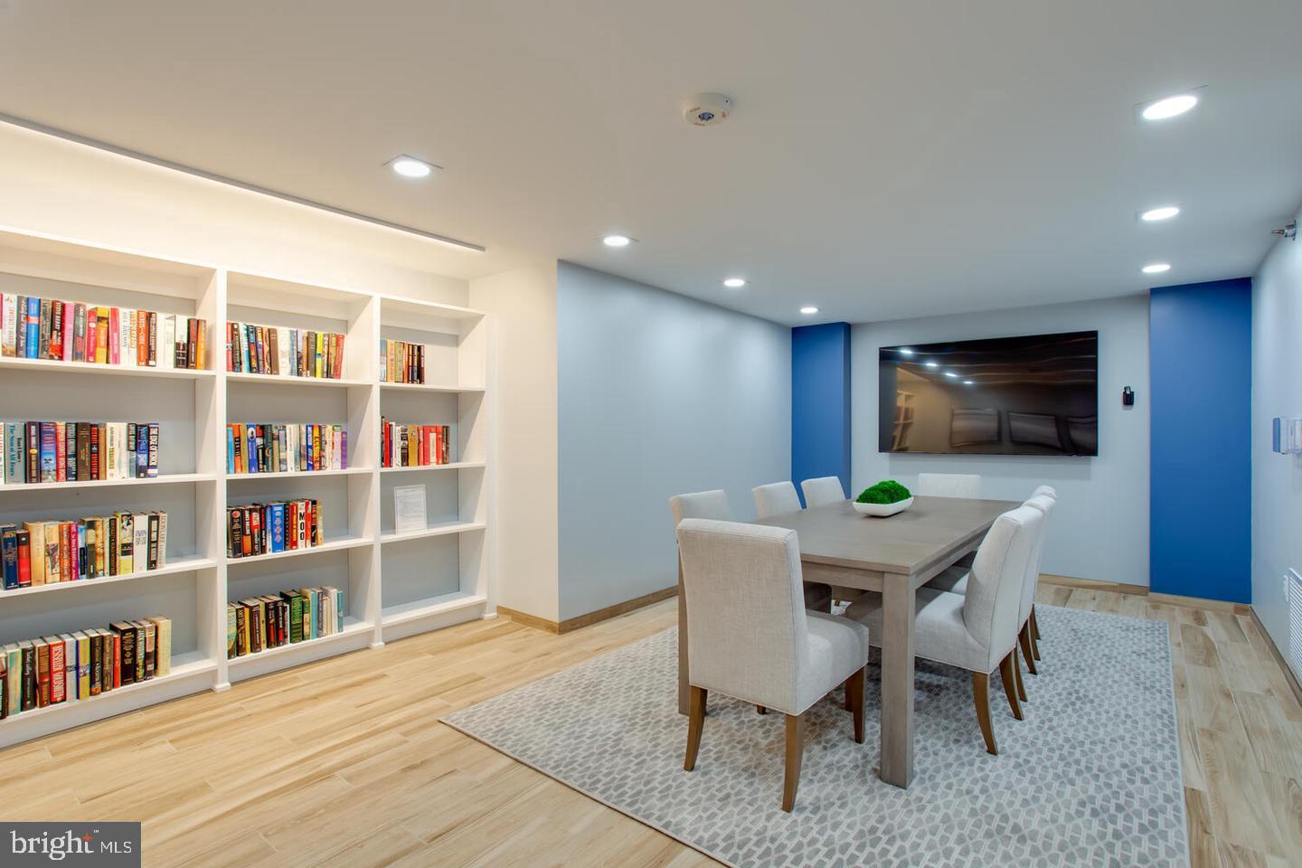 1808 OLD MEADOW RD #507, MCLEAN, Virginia 22102, 1 Bedroom Bedrooms, ,1 BathroomBathrooms,Residential,For sale,1808 OLD MEADOW RD #507,VAFX2280424 MLS # VAFX2280424