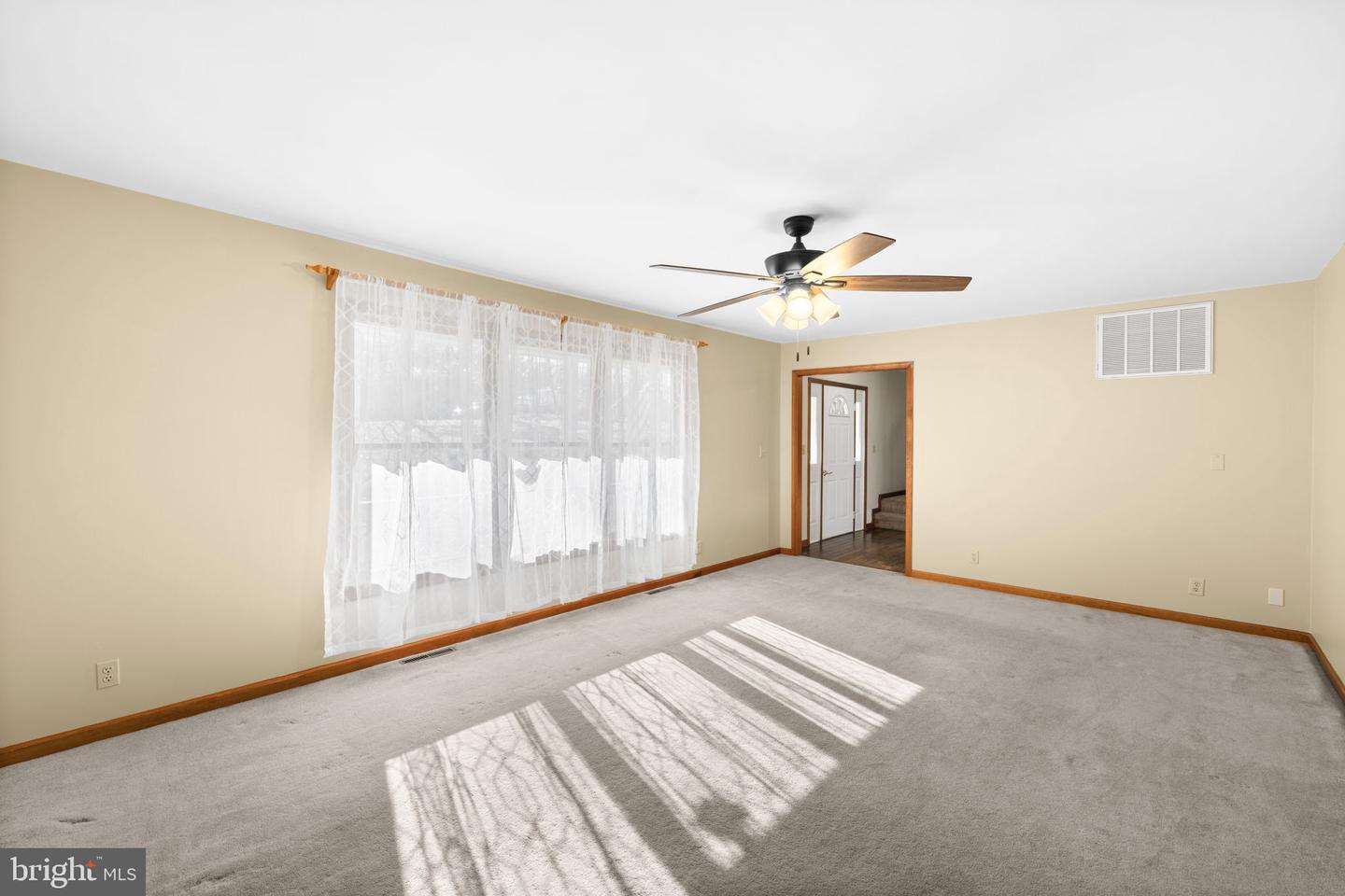 4075 RED GATE LN, KING GEORGE, Virginia 22485, 5 Bedrooms Bedrooms, ,3 BathroomsBathrooms,Residential,For sale,4075 RED GATE LN,VAKG2007314 MLS # VAKG2007314 4075 RED GATE LN, KING GEORGE, Virginia 22485, 5 Bedrooms Bedrooms, ,3 BathroomsBathrooms,Residential,For sale,4075 RED GATE LN,VAKG2007314 MLS # VAKG2007314