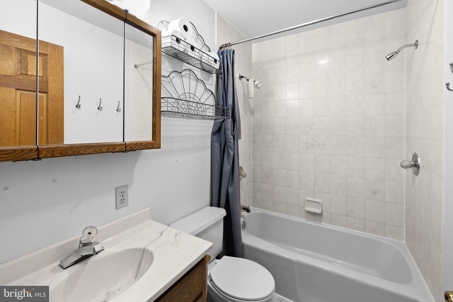 4075 RED GATE LN, KING GEORGE, Virginia 22485, 5 Bedrooms Bedrooms, ,3 BathroomsBathrooms,Residential,For sale,4075 RED GATE LN,VAKG2007314 MLS # VAKG2007314 4075 RED GATE LN, KING GEORGE, Virginia 22485, 5 Bedrooms Bedrooms, ,3 BathroomsBathrooms,Residential,For sale,4075 RED GATE LN,VAKG2007314 MLS # VAKG2007314