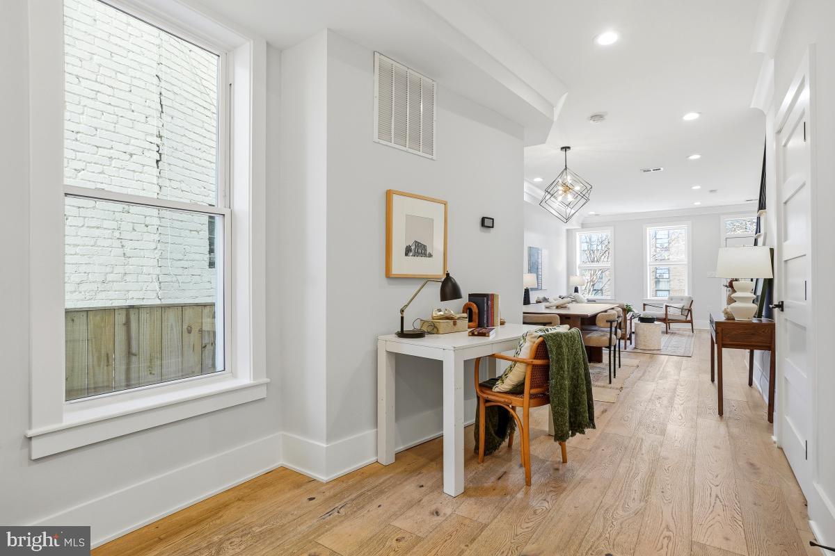 750 13TH ST SE, WASHINGTON, District Of Columbia 20003, 4 Bedrooms Bedrooms, ,3 BathroomsBathrooms,Residential,For sale,750 13TH ST SE,DCDC2233032 MLS # DCDC2233032