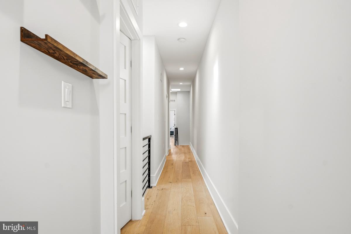 750 13TH ST SE, WASHINGTON, District Of Columbia 20003, 4 Bedrooms Bedrooms, ,3 BathroomsBathrooms,Residential,For sale,750 13TH ST SE,DCDC2233032 MLS # DCDC2233032