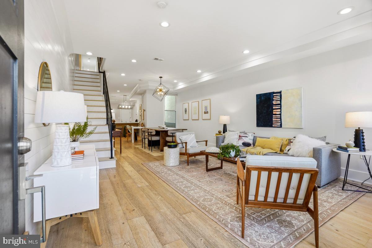 750 13TH ST SE, WASHINGTON, District Of Columbia 20003, 4 Bedrooms Bedrooms, ,3 BathroomsBathrooms,Residential,For sale,750 13TH ST SE,DCDC2233032 MLS # DCDC2233032