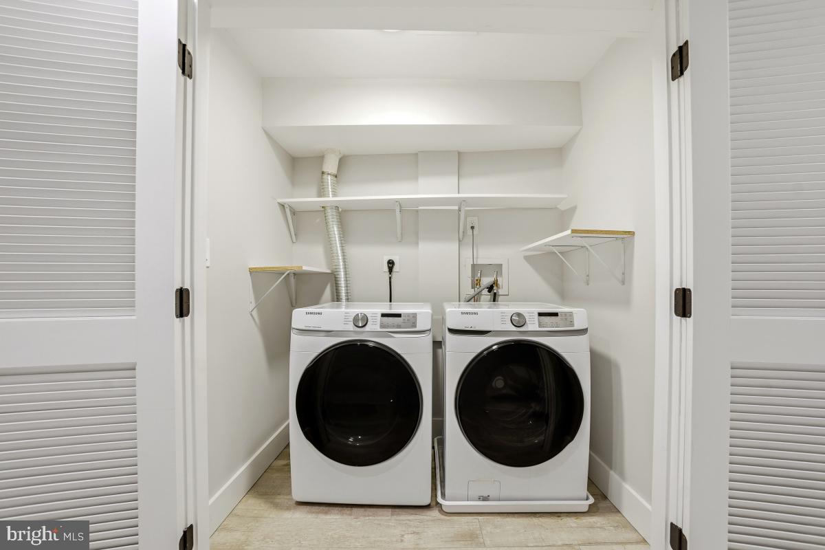 750 13TH ST SE, WASHINGTON, District Of Columbia 20003, 4 Bedrooms Bedrooms, ,3 BathroomsBathrooms,Residential,For sale,750 13TH ST SE,DCDC2233032 MLS # DCDC2233032