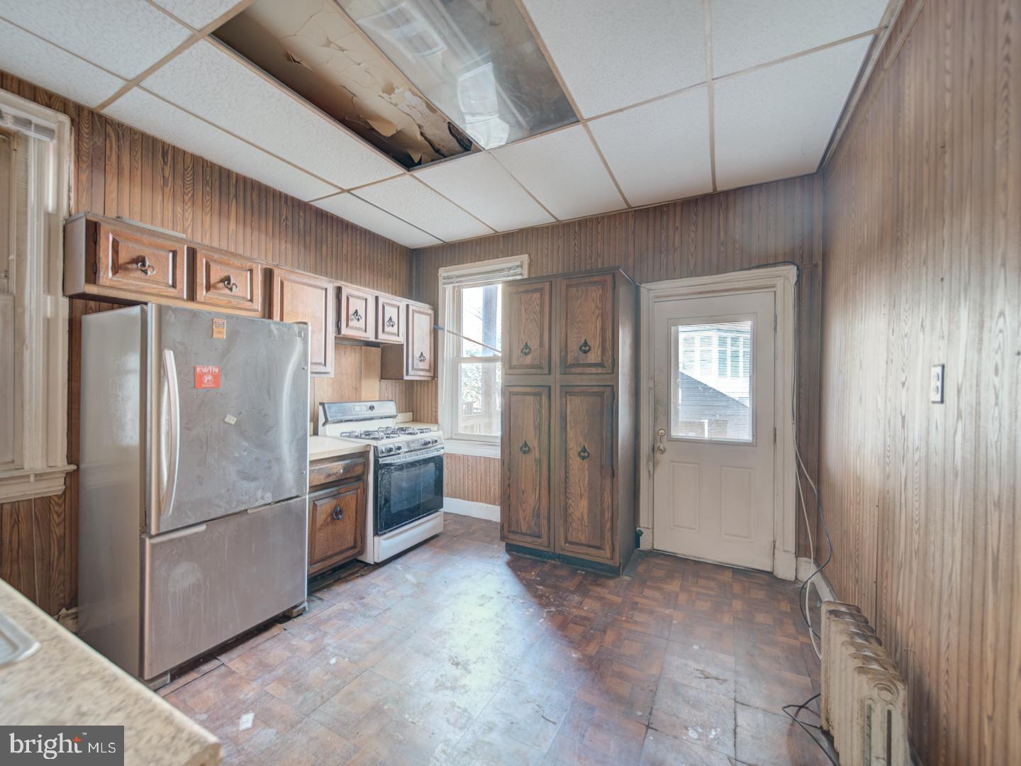 1129 GIRARD ST NW, WASHINGTON, District Of Columbia 20009, 4 Bedrooms Bedrooms, ,2 BathroomsBathrooms,Residential,For sale,1129 GIRARD ST NW,DCDC2233058 MLS # DCDC2233058