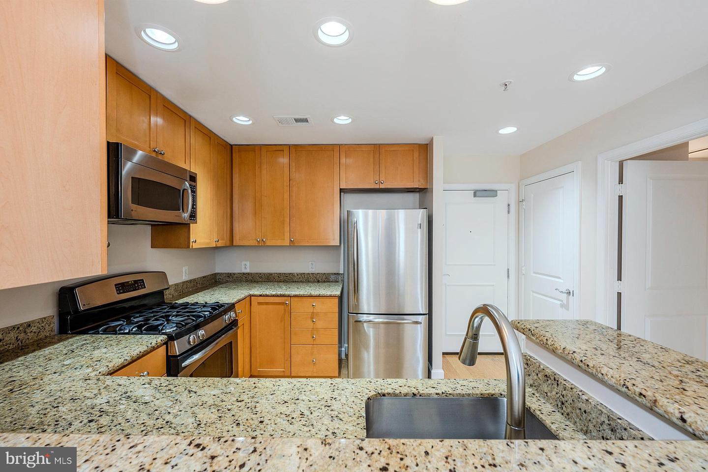 3650 S GLEBE RD #460, ARLINGTON, Virginia 22202, 1 Bedroom Bedrooms, ,1 BathroomBathrooms,Residential,For sale,3650 S GLEBE RD #460,VAAR2066454 MLS # VAAR2066454