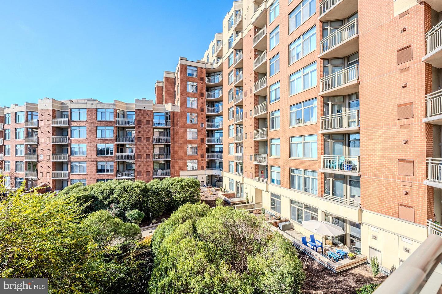 3650 S GLEBE RD #460, ARLINGTON, Virginia 22202, 1 Bedroom Bedrooms, ,1 BathroomBathrooms,Residential,For sale,3650 S GLEBE RD #460,VAAR2066454 MLS # VAAR2066454