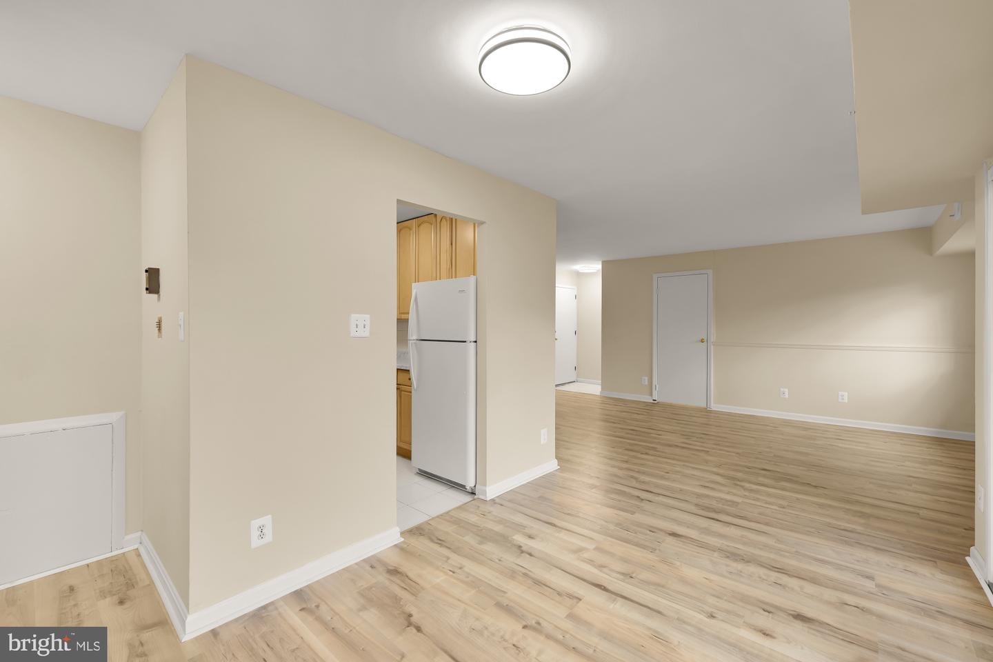 2911 CHARING CROSS RD #16, FALLS CHURCH, Virginia 22042, 2 Bedrooms Bedrooms, ,1 BathroomBathrooms,Residential,For sale,2911 CHARING CROSS RD #16,VAFX2280802 MLS # VAFX2280802