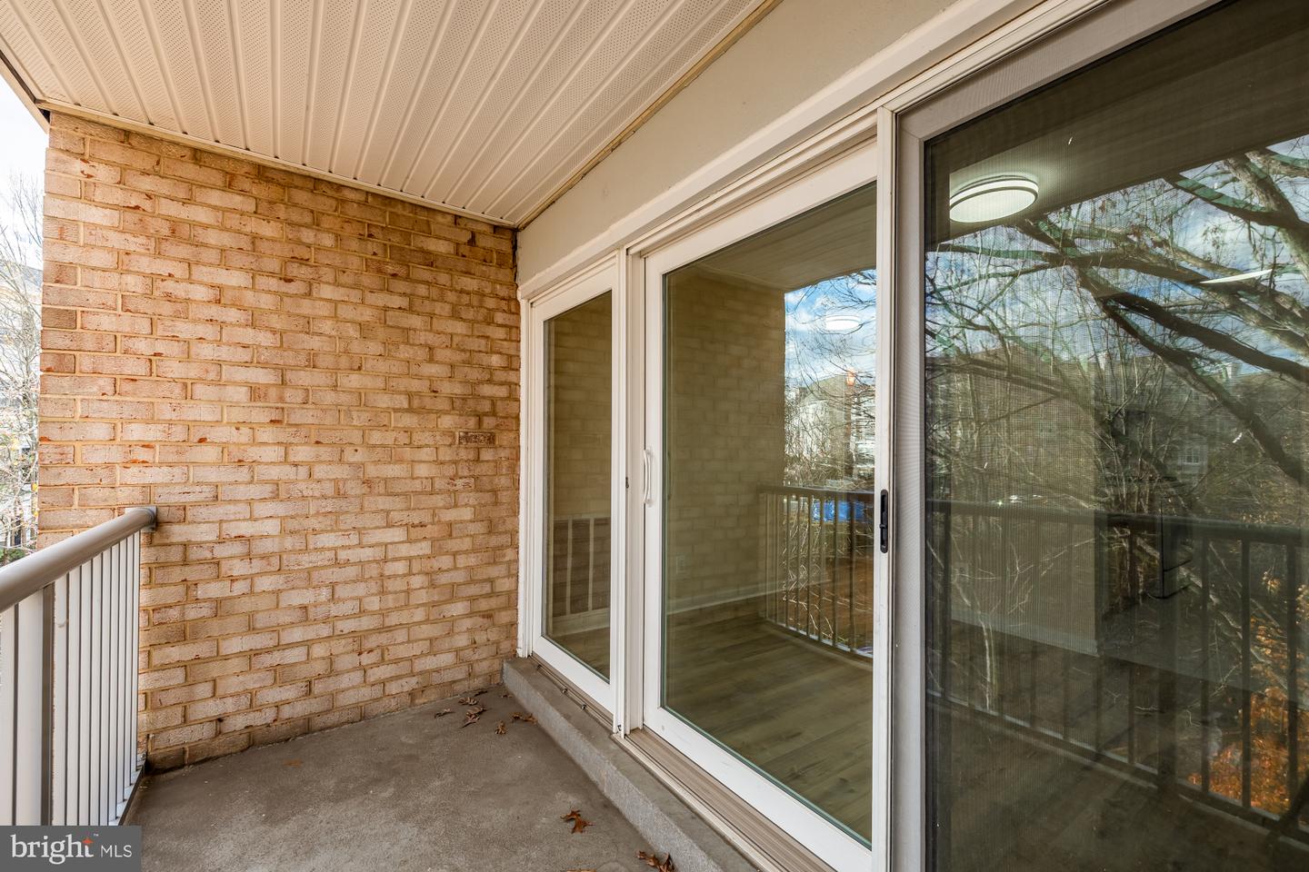 2911 CHARING CROSS RD #16, FALLS CHURCH, Virginia 22042, 2 Bedrooms Bedrooms, ,1 BathroomBathrooms,Residential,For sale,2911 CHARING CROSS RD #16,VAFX2280802 MLS # VAFX2280802