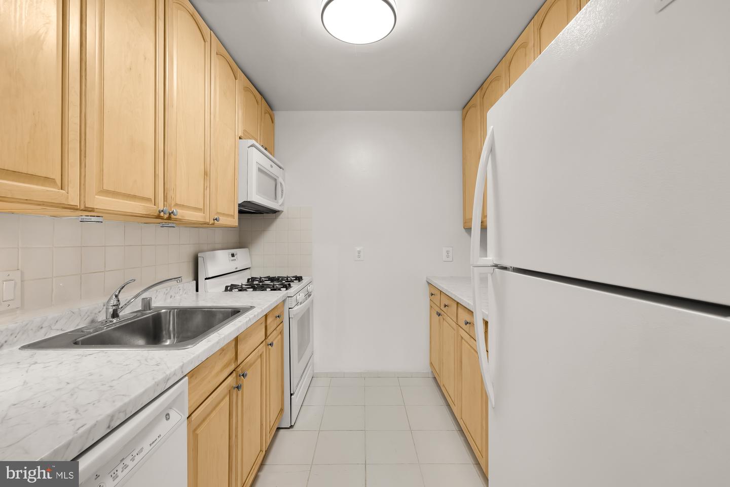 2911 CHARING CROSS RD #16, FALLS CHURCH, Virginia 22042, 2 Bedrooms Bedrooms, ,1 BathroomBathrooms,Residential,For sale,2911 CHARING CROSS RD #16,VAFX2280802 MLS # VAFX2280802