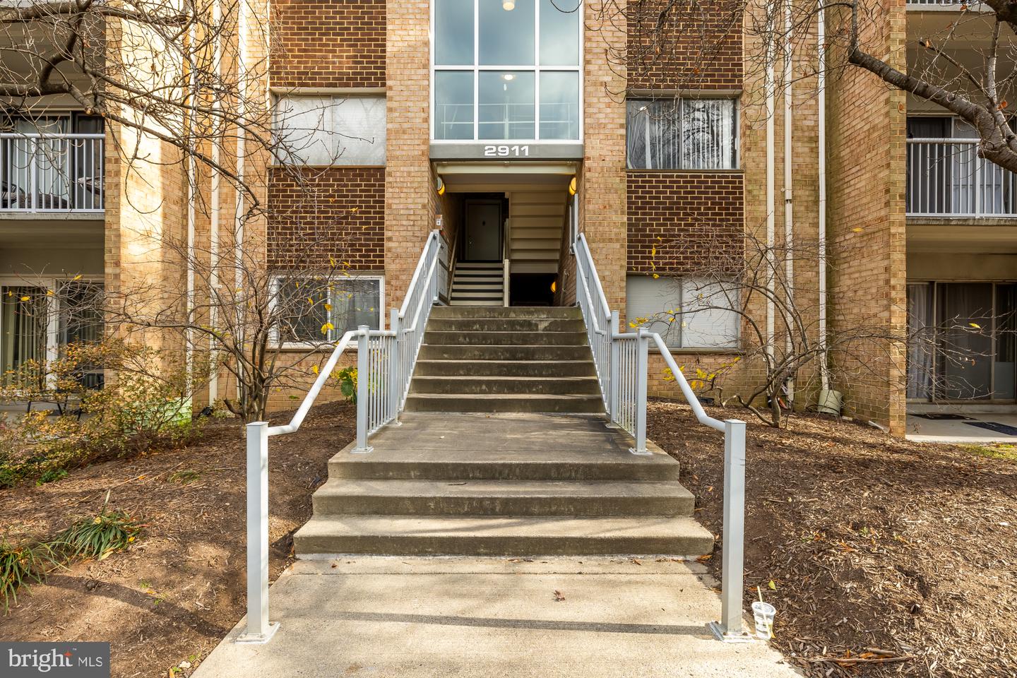 2911 CHARING CROSS RD #16, FALLS CHURCH, Virginia 22042, 2 Bedrooms Bedrooms, ,1 BathroomBathrooms,Residential,For sale,2911 CHARING CROSS RD #16,VAFX2280802 MLS # VAFX2280802