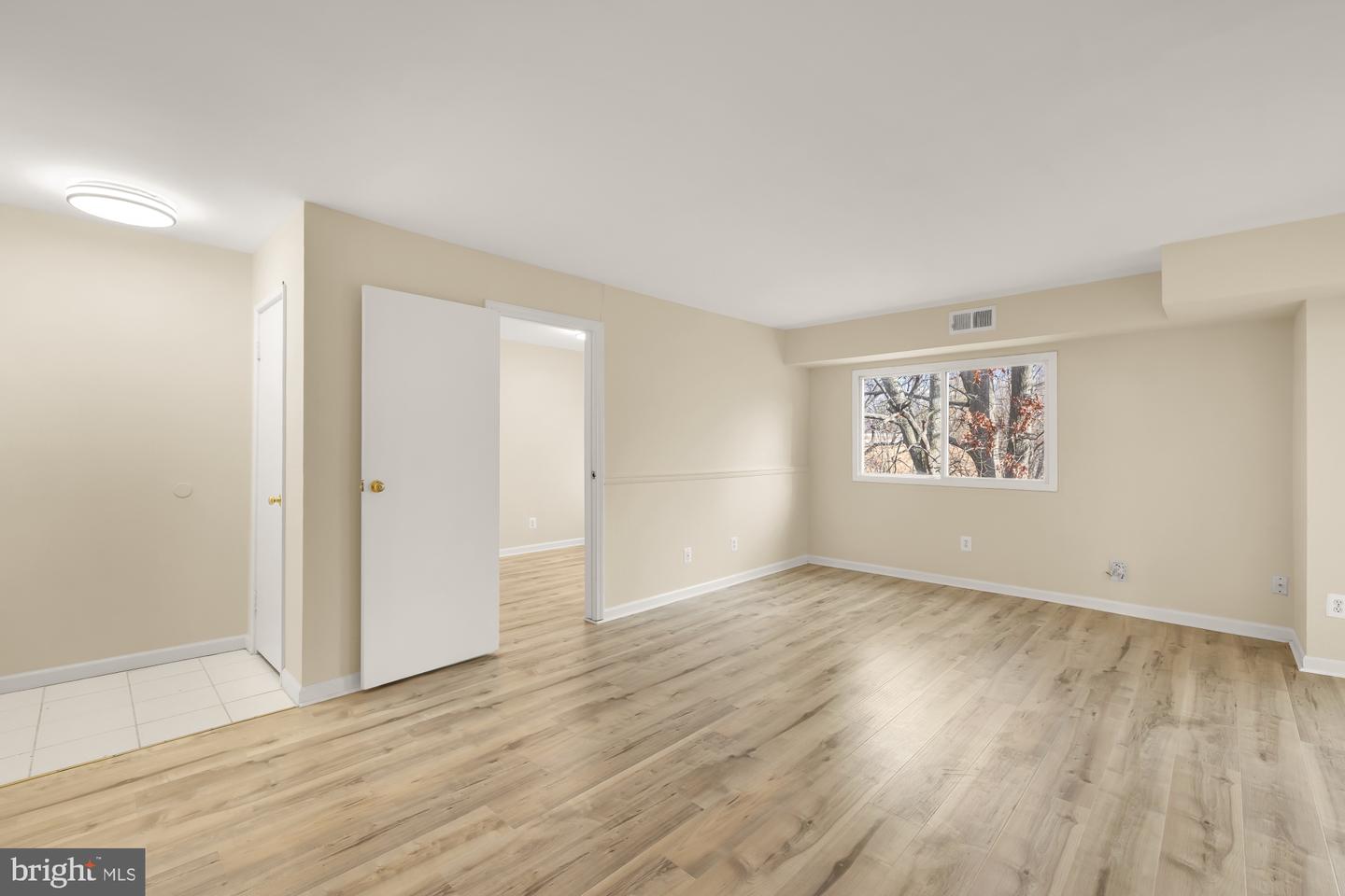 2911 CHARING CROSS RD #16, FALLS CHURCH, Virginia 22042, 2 Bedrooms Bedrooms, ,1 BathroomBathrooms,Residential,For sale,2911 CHARING CROSS RD #16,VAFX2280802 MLS # VAFX2280802
