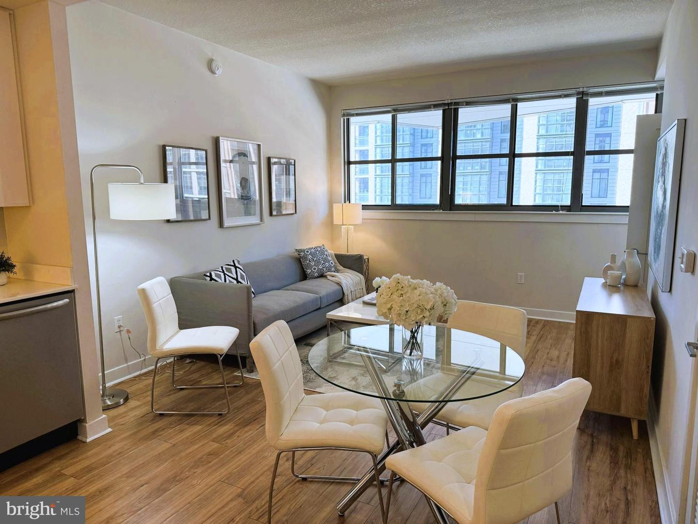 460 NEW YORK AVE NW #401, WASHINGTON, District Of Columbia 20001, 1 Bedroom Bedrooms, 2 Rooms Rooms,1 BathroomBathrooms,Residential,For sale,460 NEW YORK AVE NW #401,DCDC2233278 MLS # DCDC2233278