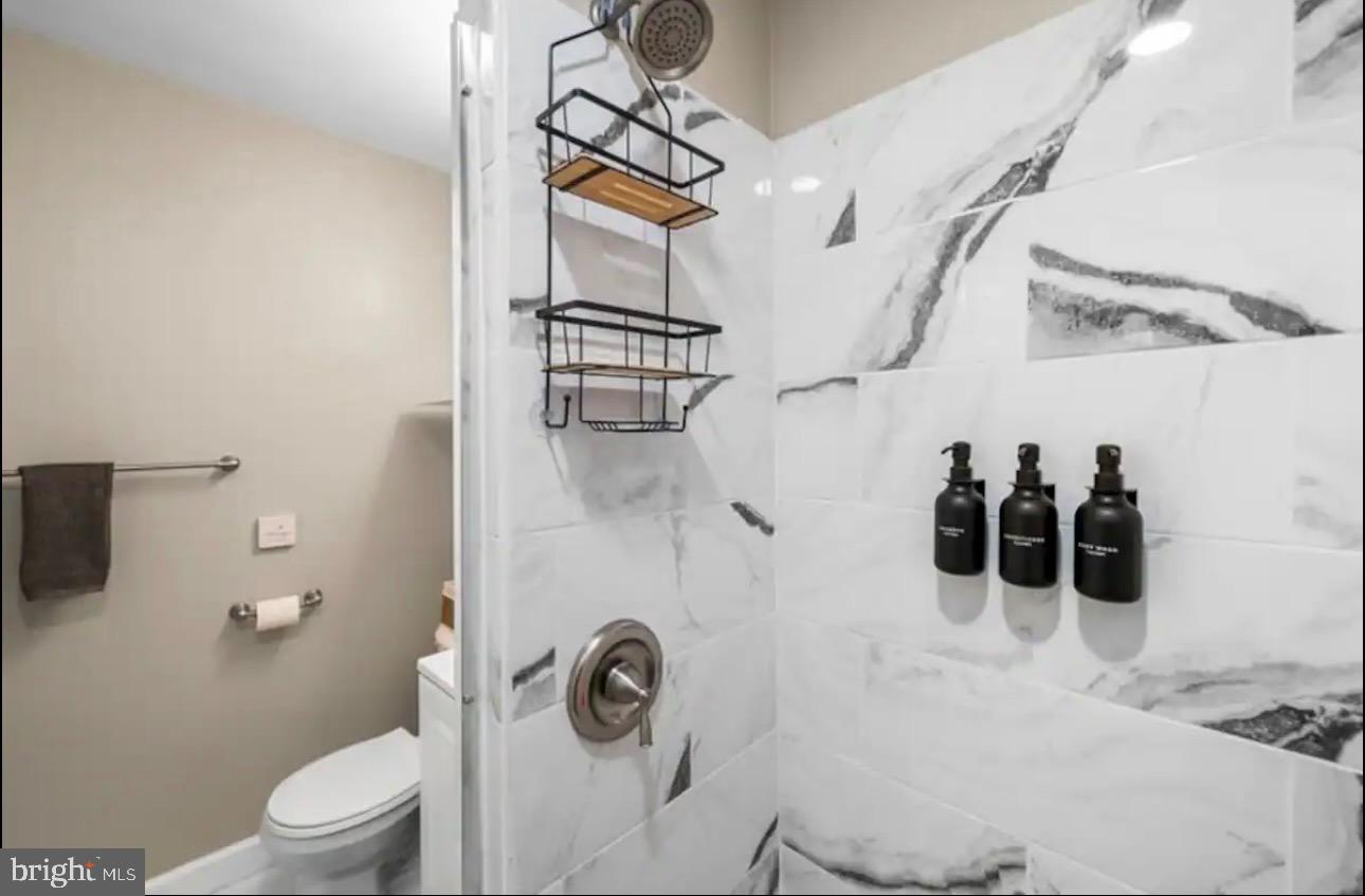 4719 25TH ST N, ARLINGTON, Virginia 22207, 3 Bedrooms Bedrooms, ,3 BathroomsBathrooms,Residential,For sale,4719 25TH ST N,VAAR2066512 MLS # VAAR2066512