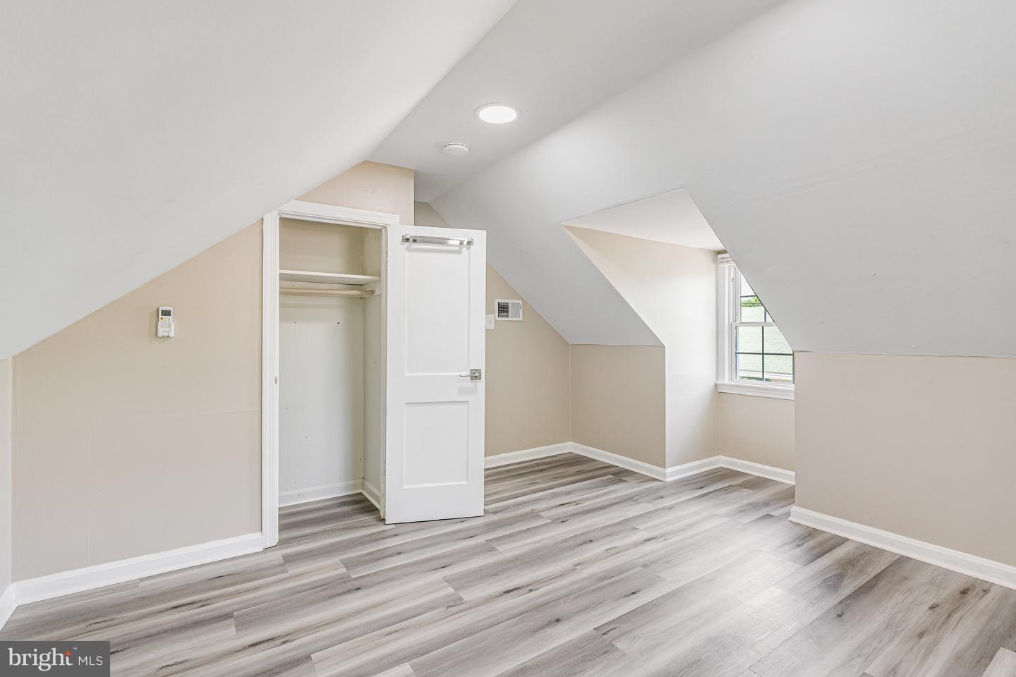 4719 25TH ST N, ARLINGTON, Virginia 22207, 3 Bedrooms Bedrooms, ,3 BathroomsBathrooms,Residential,For sale,4719 25TH ST N,VAAR2066512 MLS # VAAR2066512