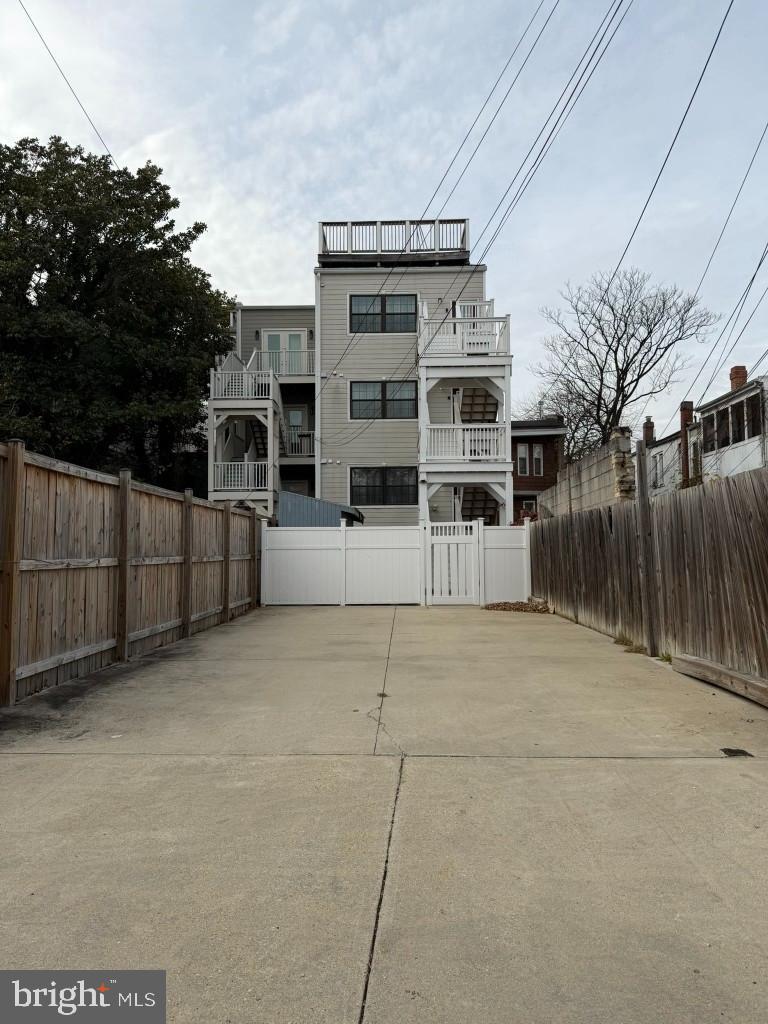 3223 WARDER ST NW #2, WASHINGTON, District Of Columbia 20010, 3 Bedrooms Bedrooms, ,3 BathroomsBathrooms,Residential,For sale,3223 WARDER ST NW #2,DCDC2233318 MLS # DCDC2233318