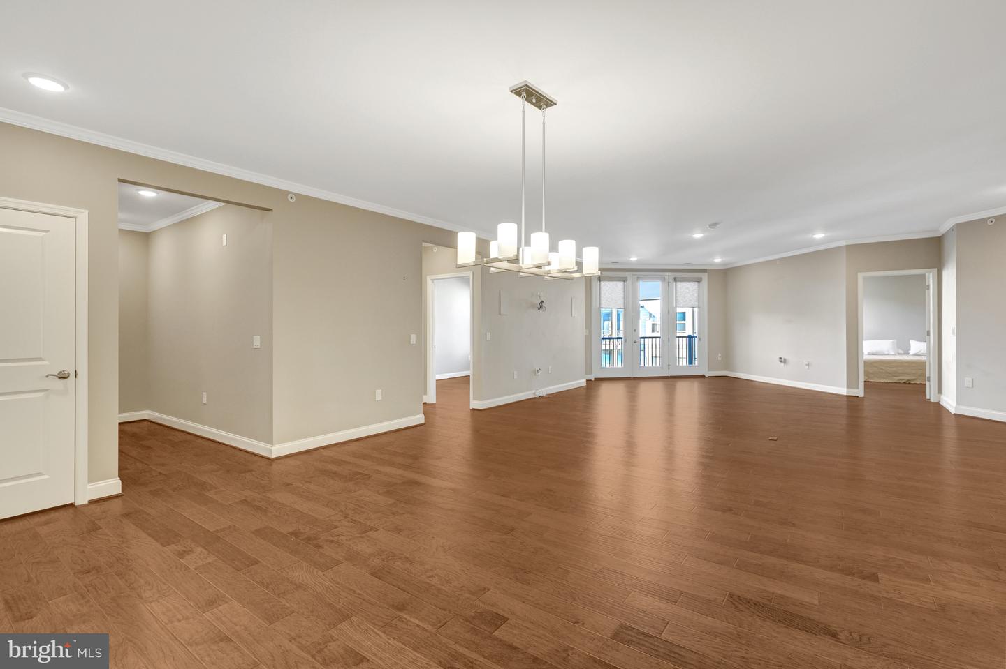 23631 HAVELOCK WALK TER #404, ASHBURN, Virginia 20148, 2 Bedrooms Bedrooms, ,2 BathroomsBathrooms,Residential,For sale,23631 HAVELOCK WALK TER #404,VALO2111814 MLS # VALO2111814