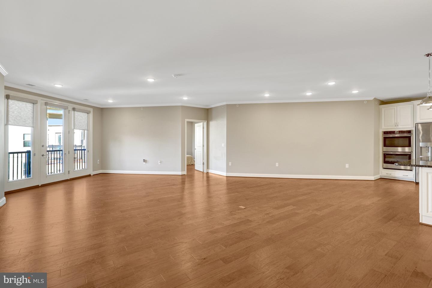 23631 HAVELOCK WALK TER #404, ASHBURN, Virginia 20148, 2 Bedrooms Bedrooms, ,2 BathroomsBathrooms,Residential,For sale,23631 HAVELOCK WALK TER #404,VALO2111814 MLS # VALO2111814