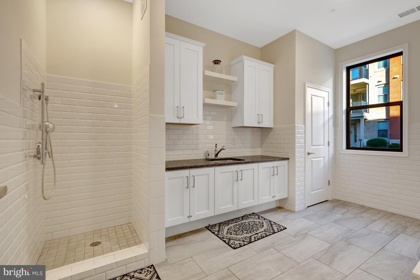 23631 HAVELOCK WALK TER #404, ASHBURN, Virginia 20148, 2 Bedrooms Bedrooms, ,2 BathroomsBathrooms,Residential,For sale,23631 HAVELOCK WALK TER #404,VALO2111814 MLS # VALO2111814